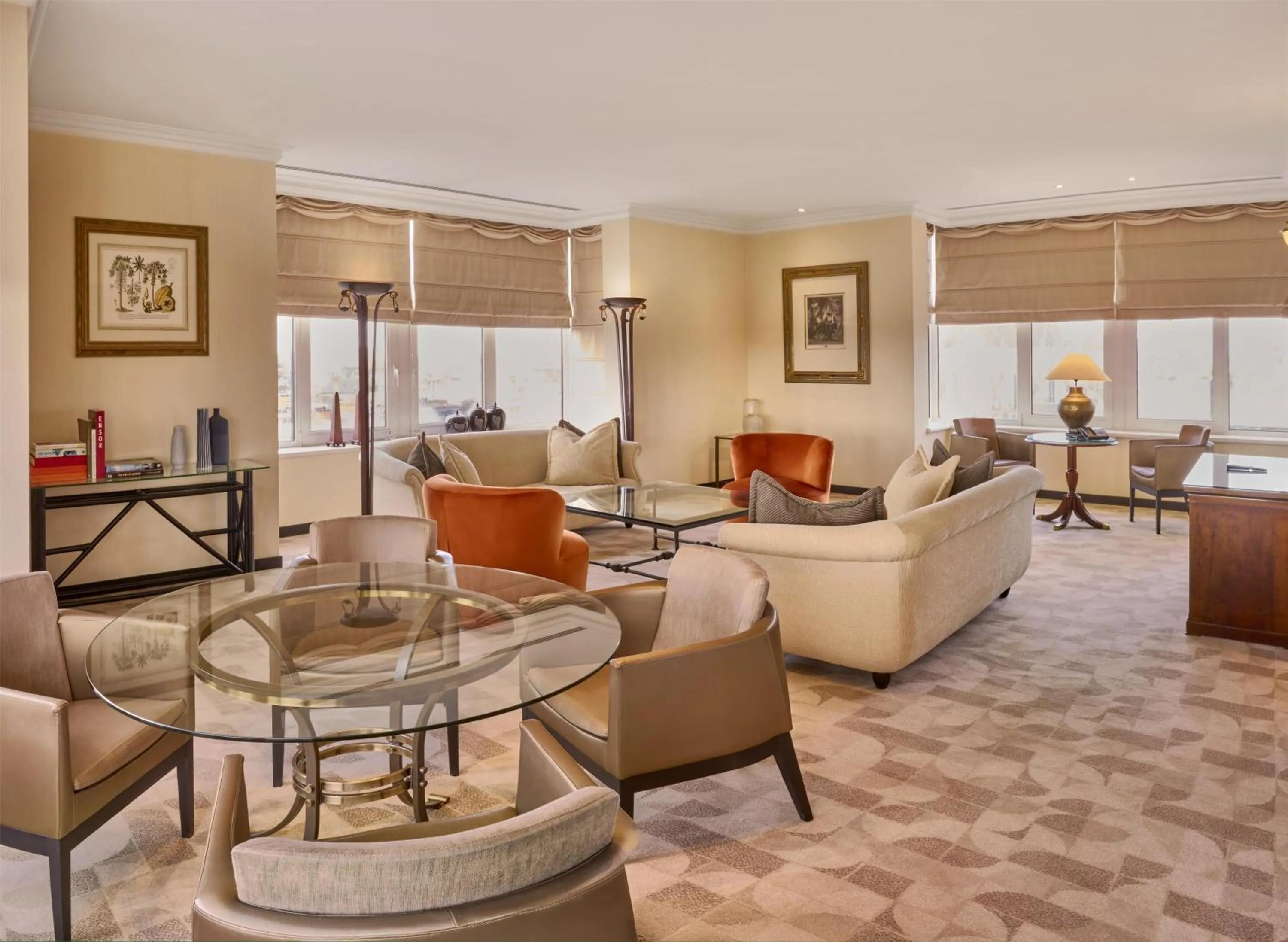 Living room in Hilton Antwerp Old Town