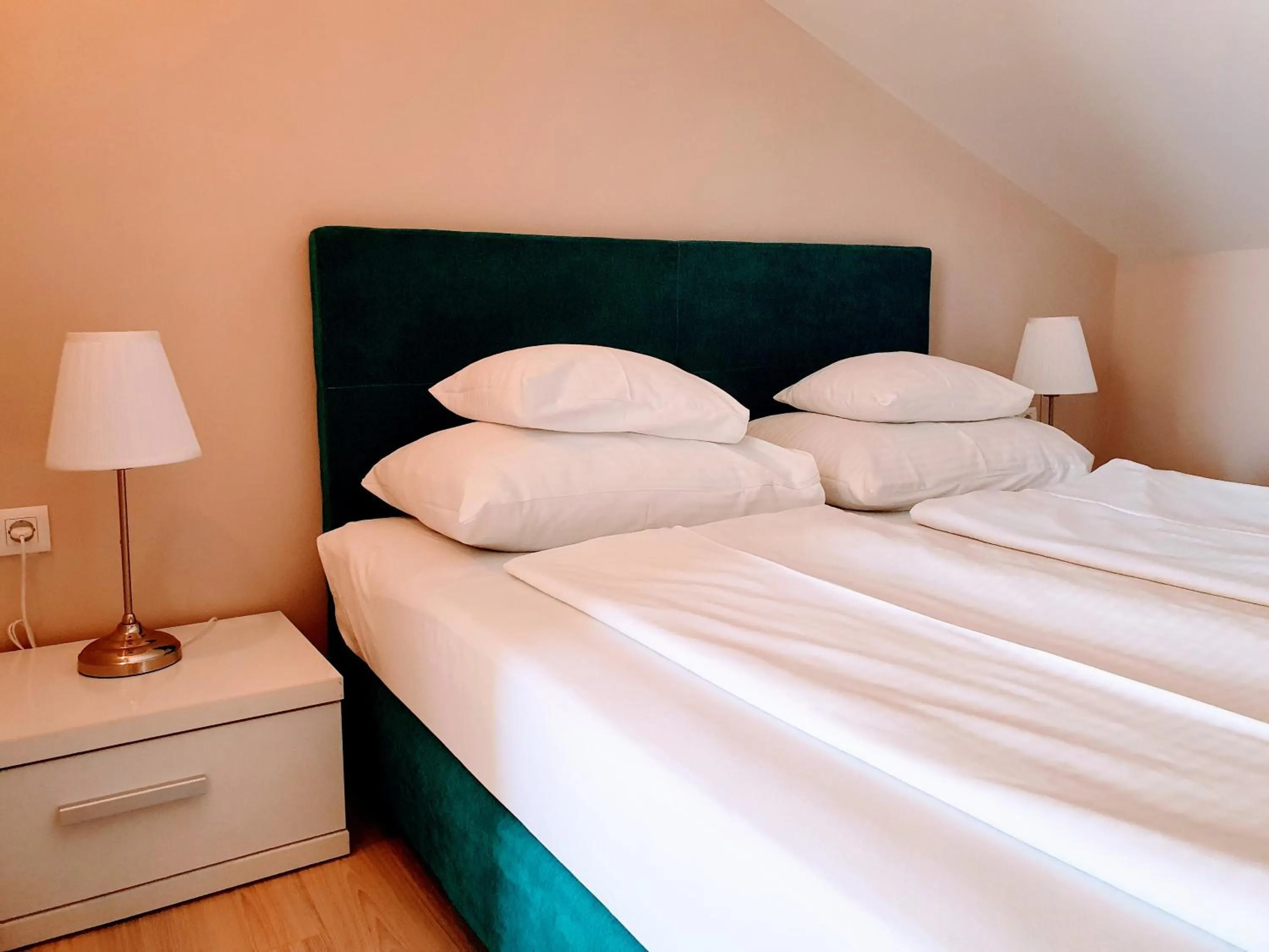 Bed in SmartStay Johnny