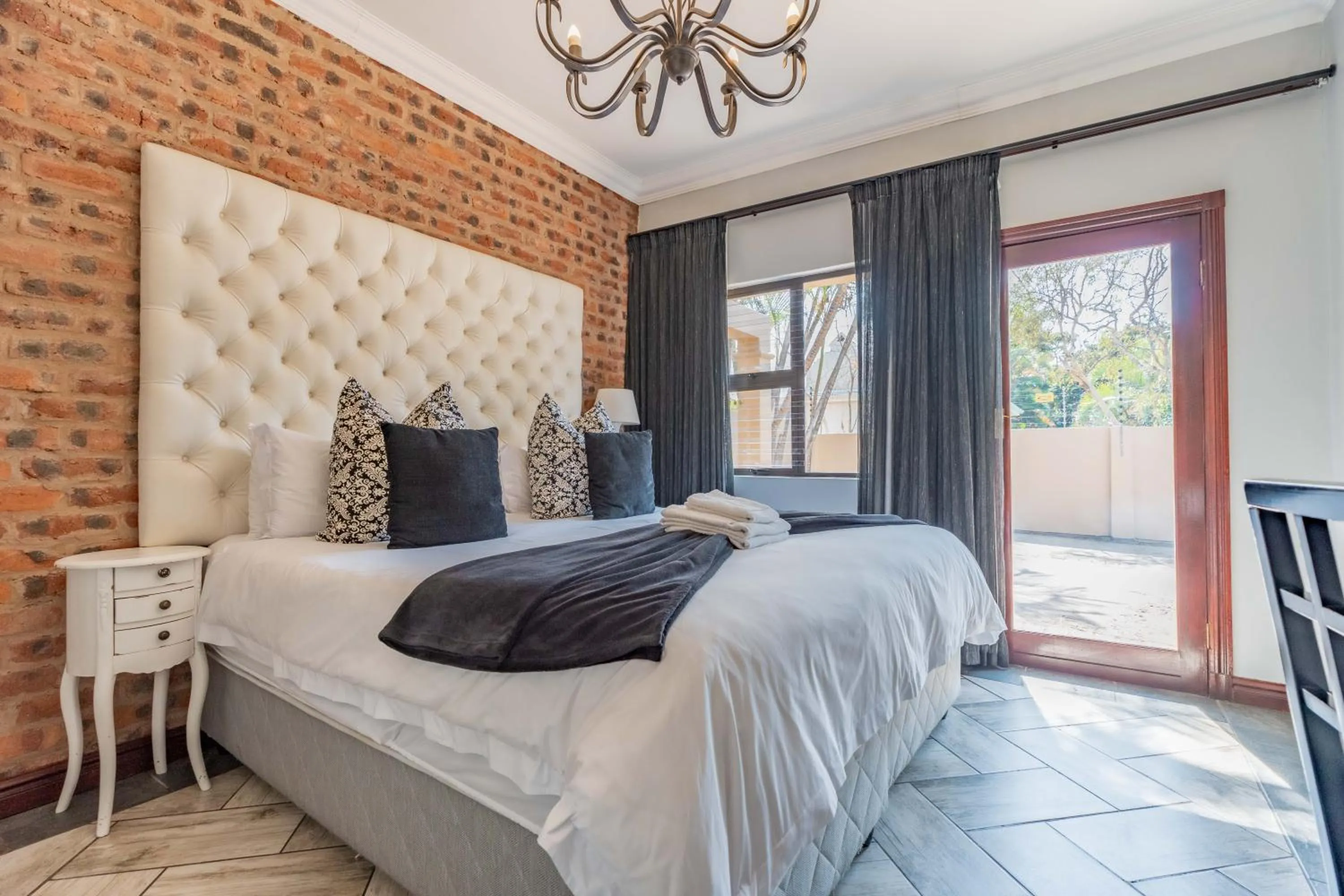 Bedroom, Bed in The Villa Umhlanga