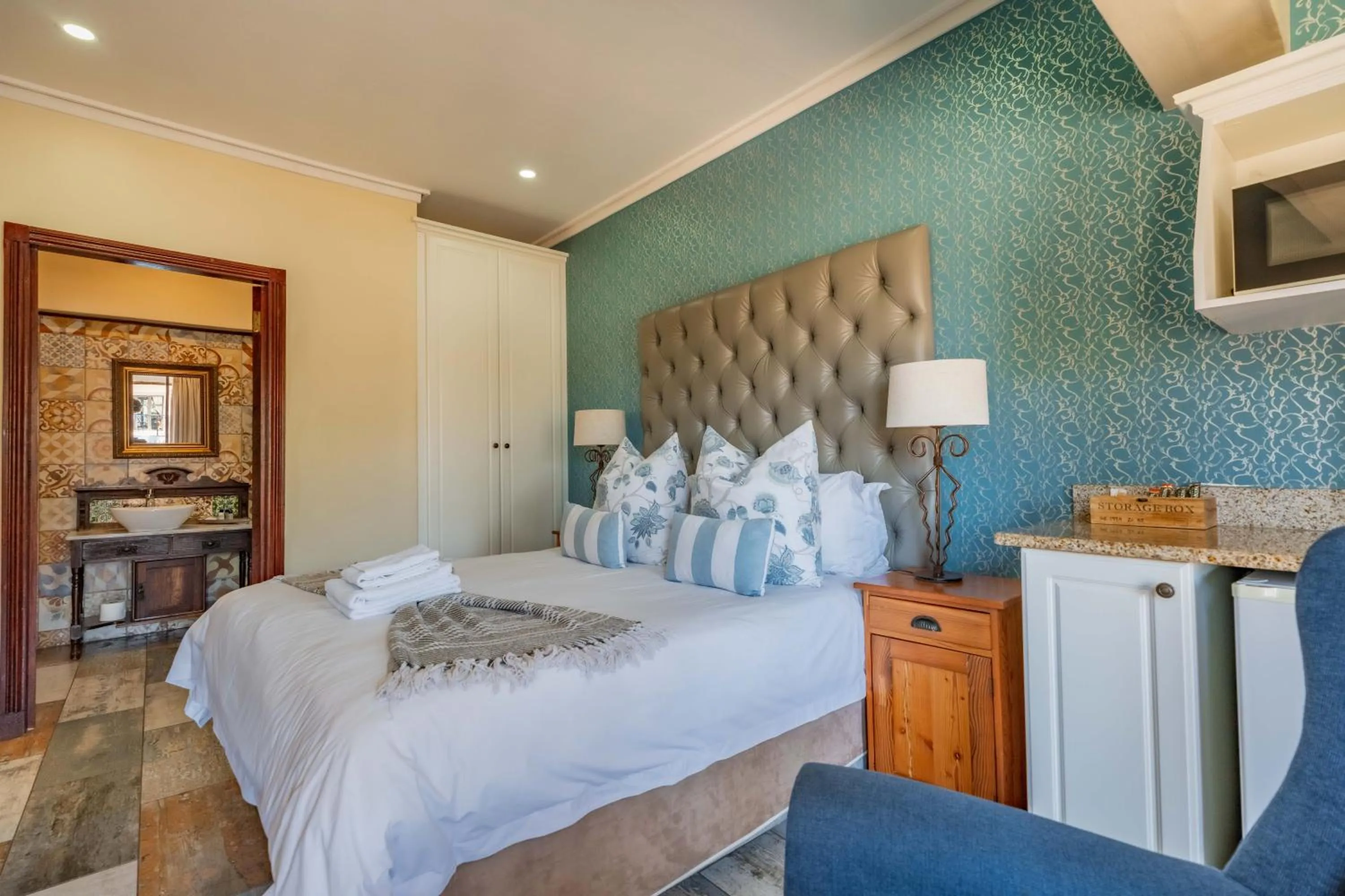 Bedroom, Bed in The Villa Umhlanga