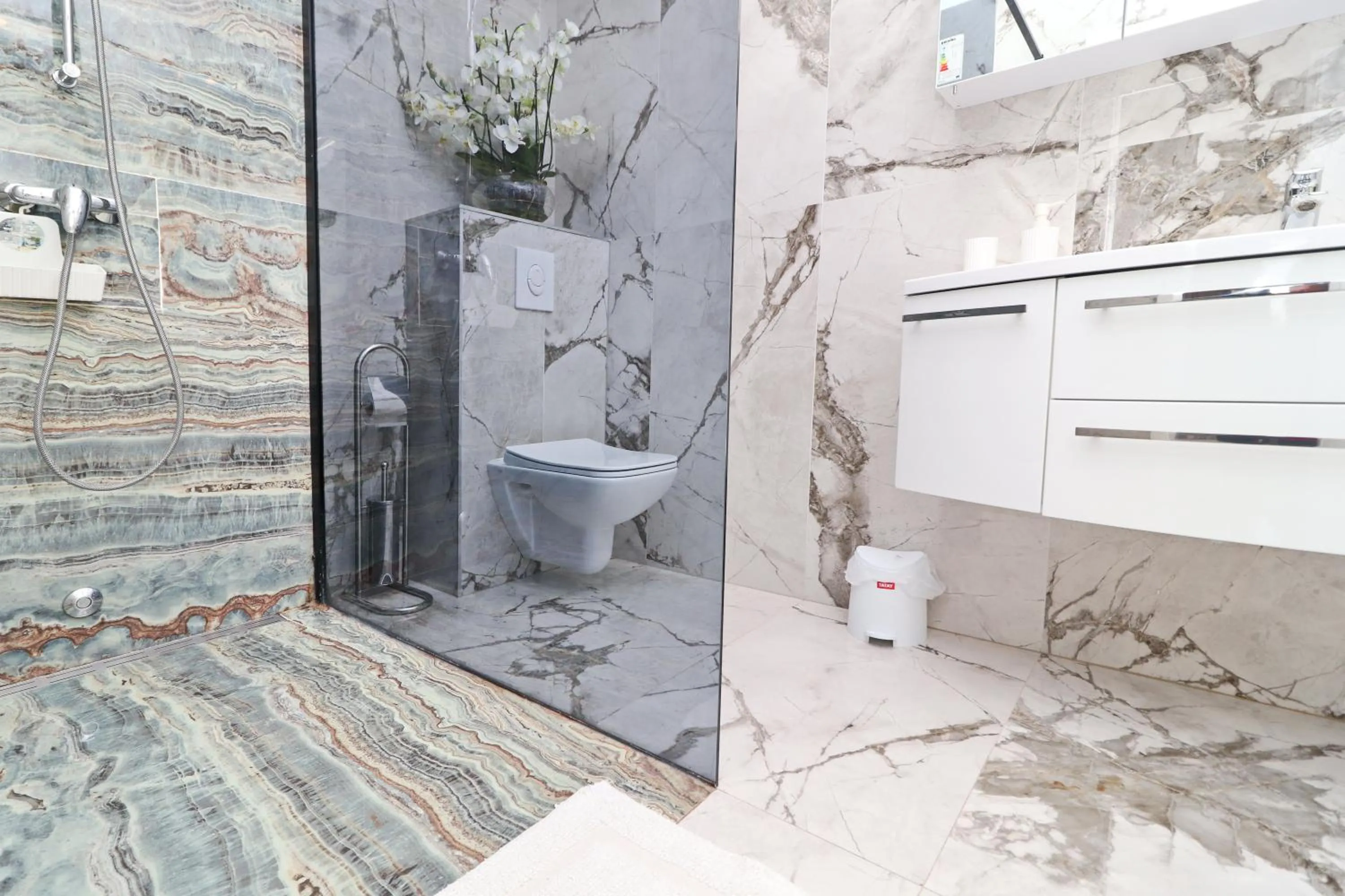 Bathroom in Hotel Pansion Villa Antonio