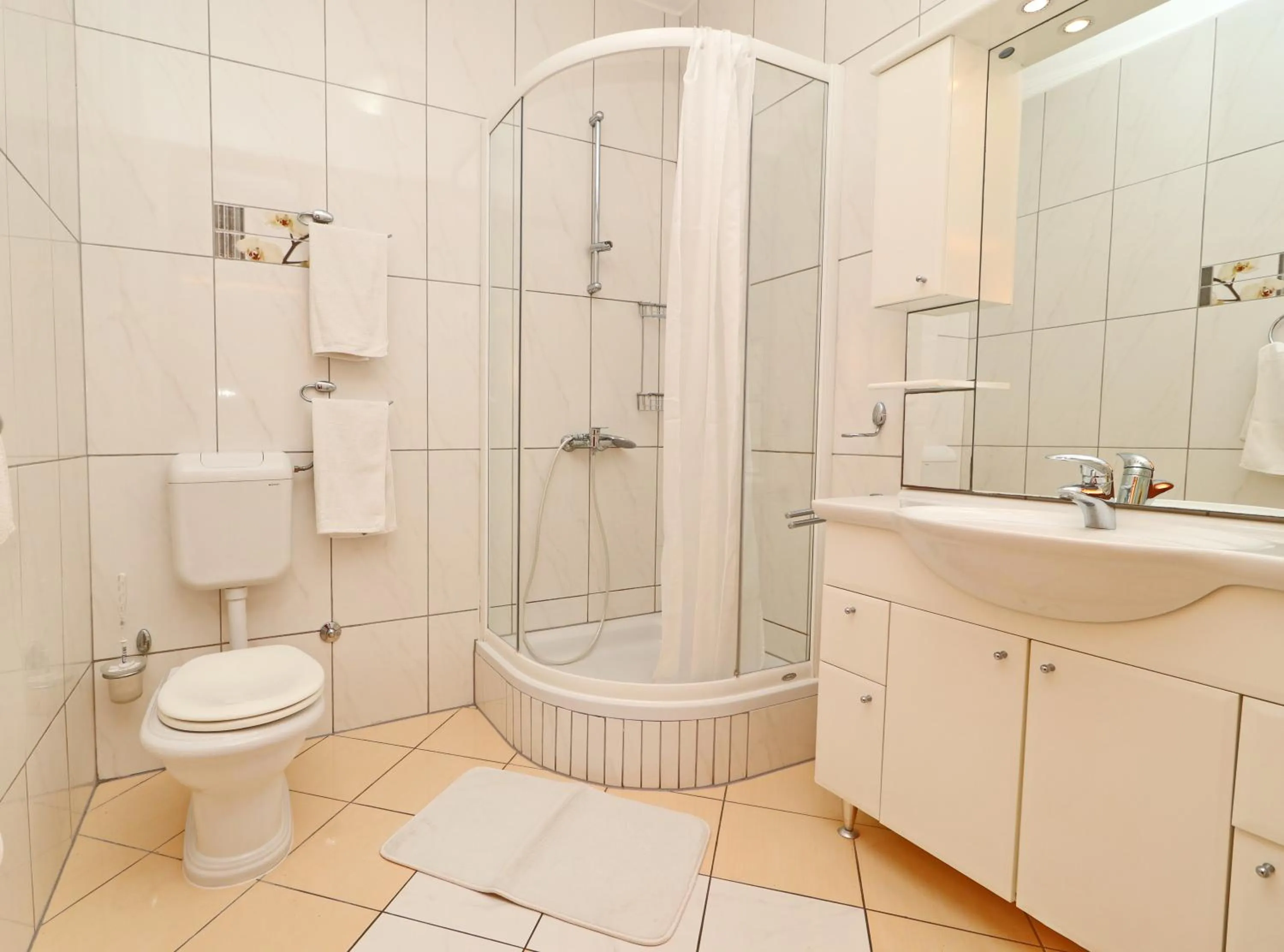 Bathroom in Hotel Pansion Villa Antonio