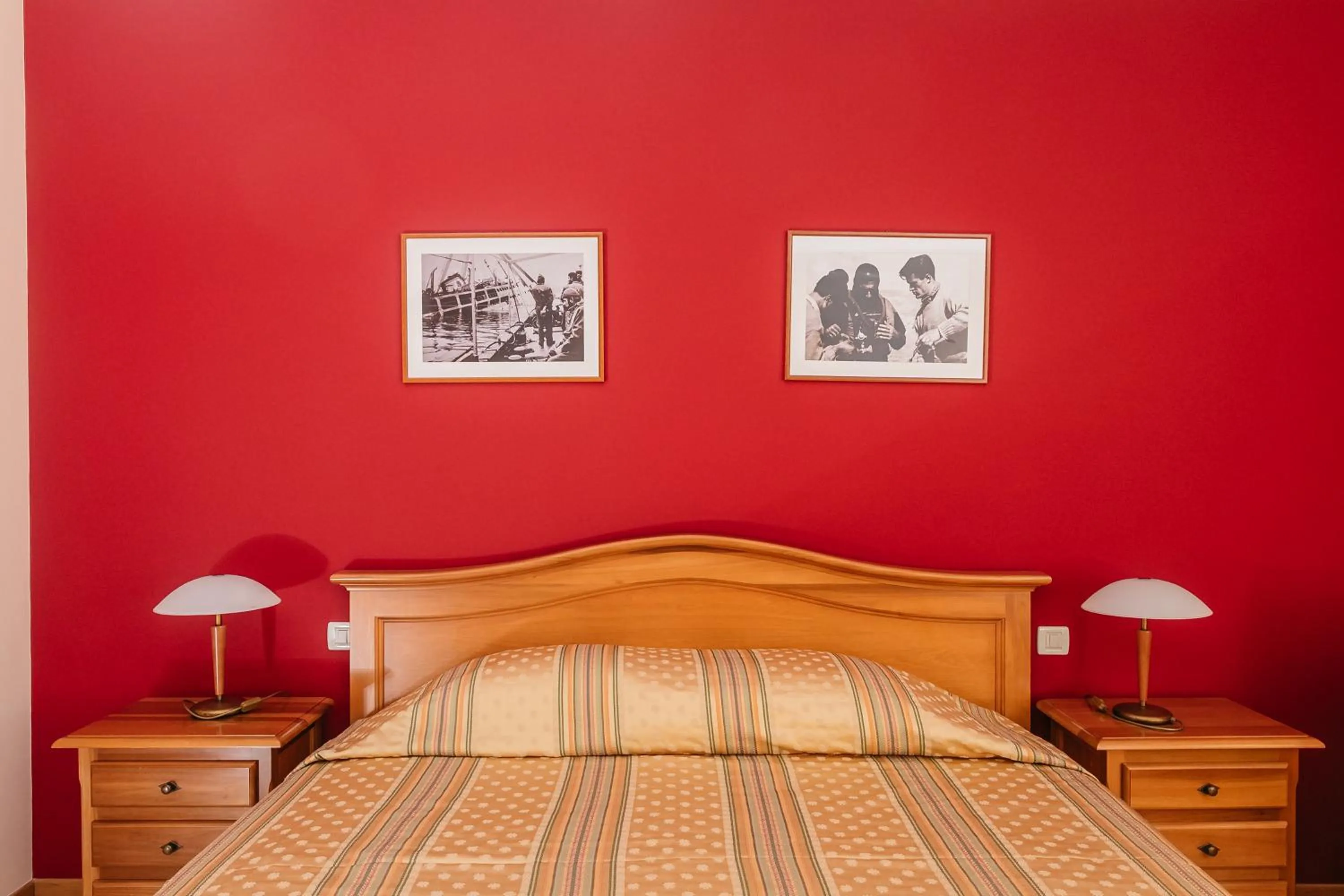 Bed in Hotel Spongiola