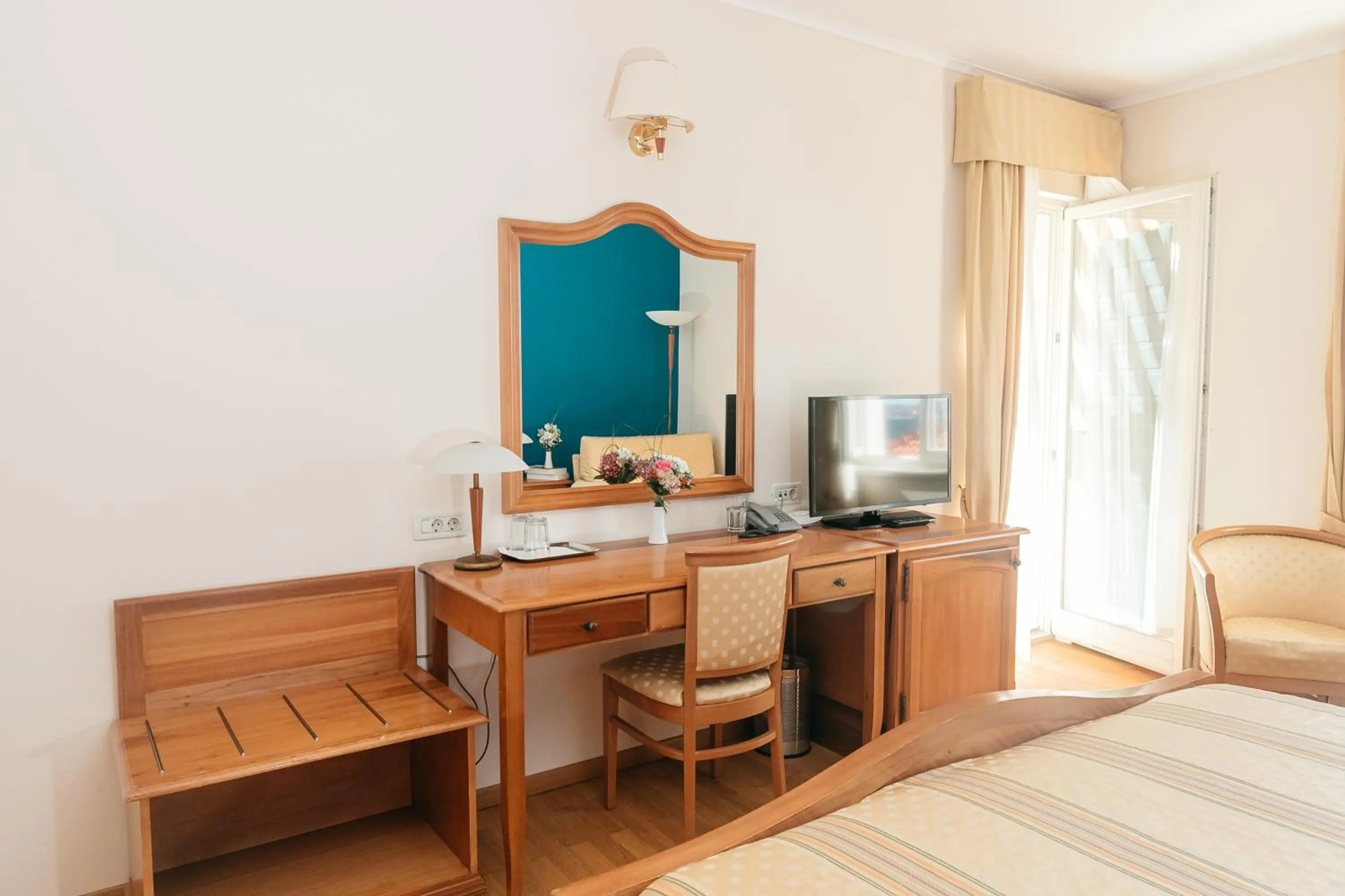 TV and multimedia, Bed in Hotel Spongiola