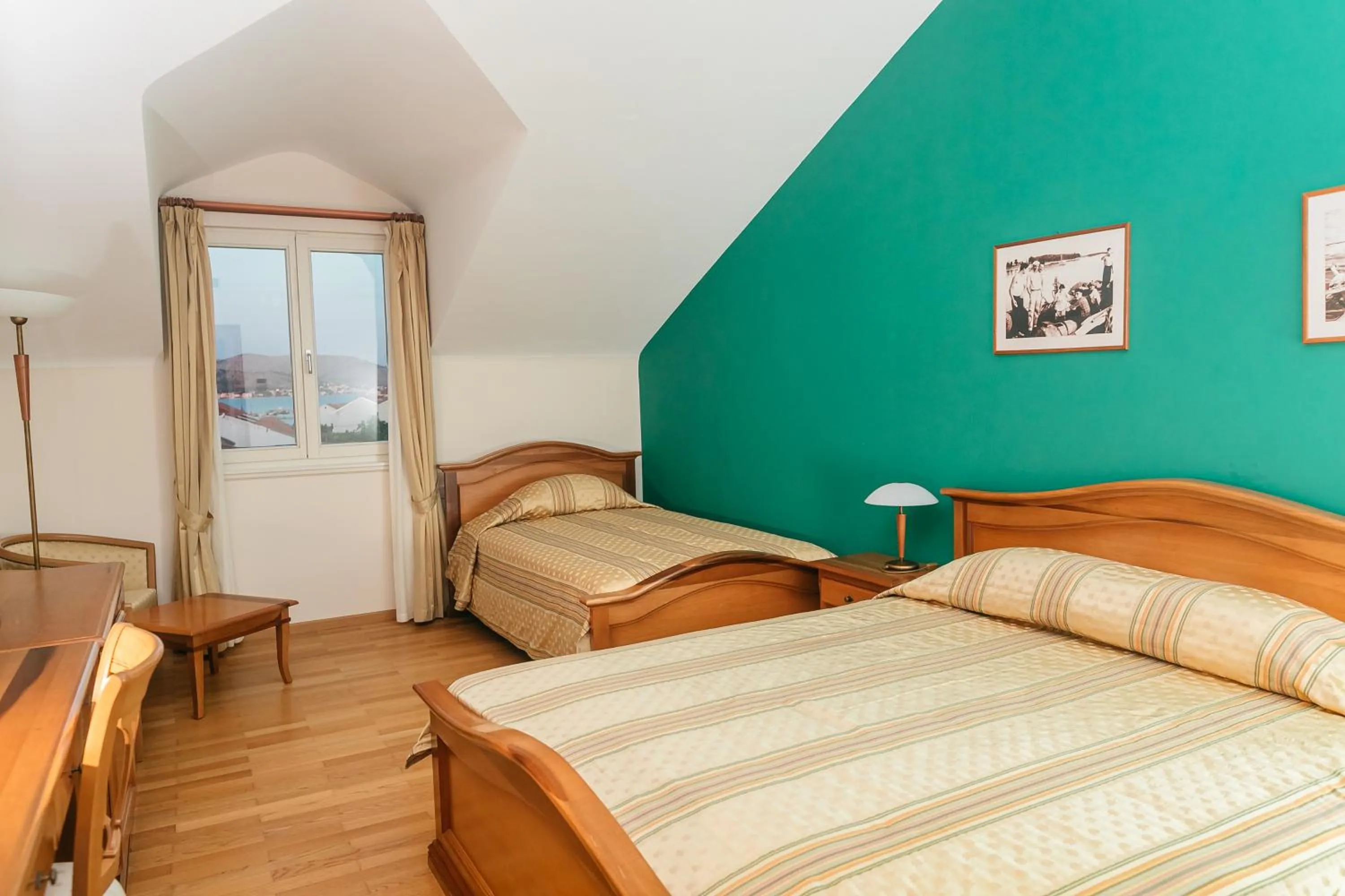 Bed in Hotel Spongiola