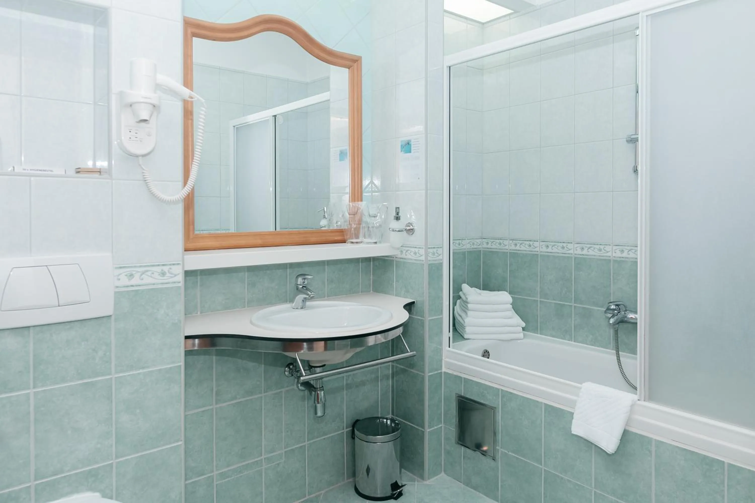 Bathroom in Hotel Spongiola