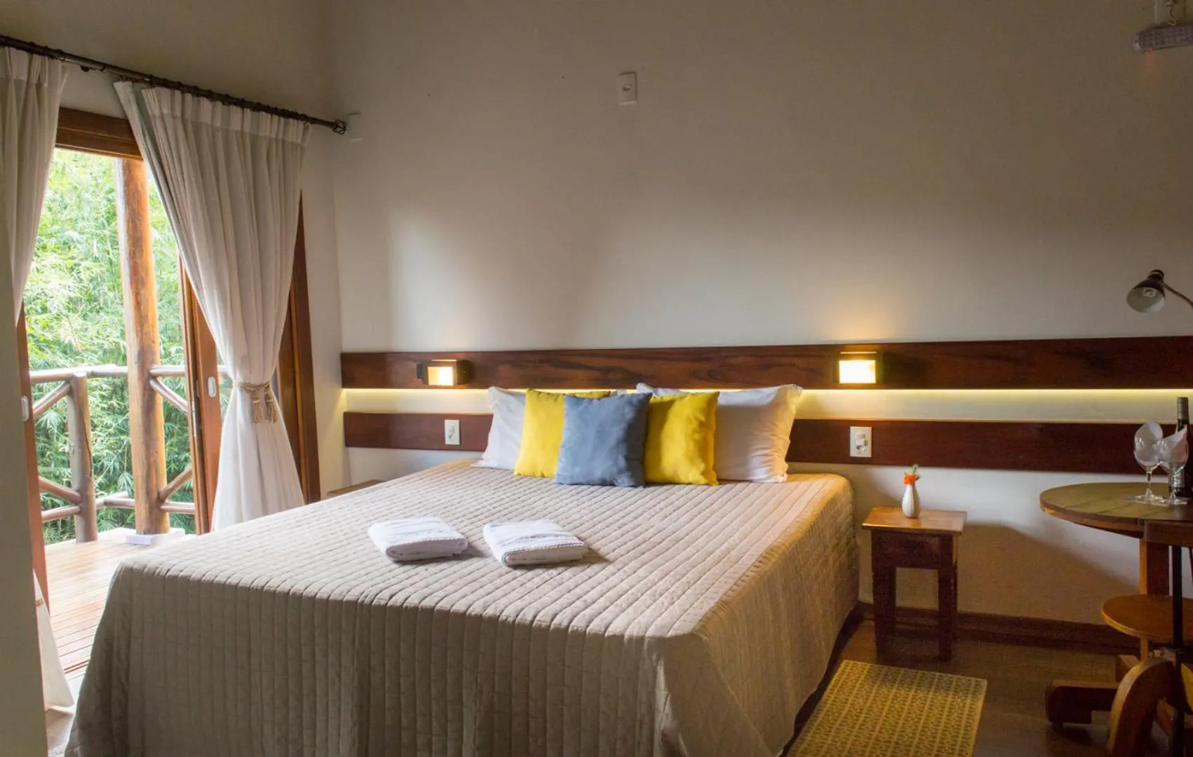 Bed in Pousada Quintal da Prosa