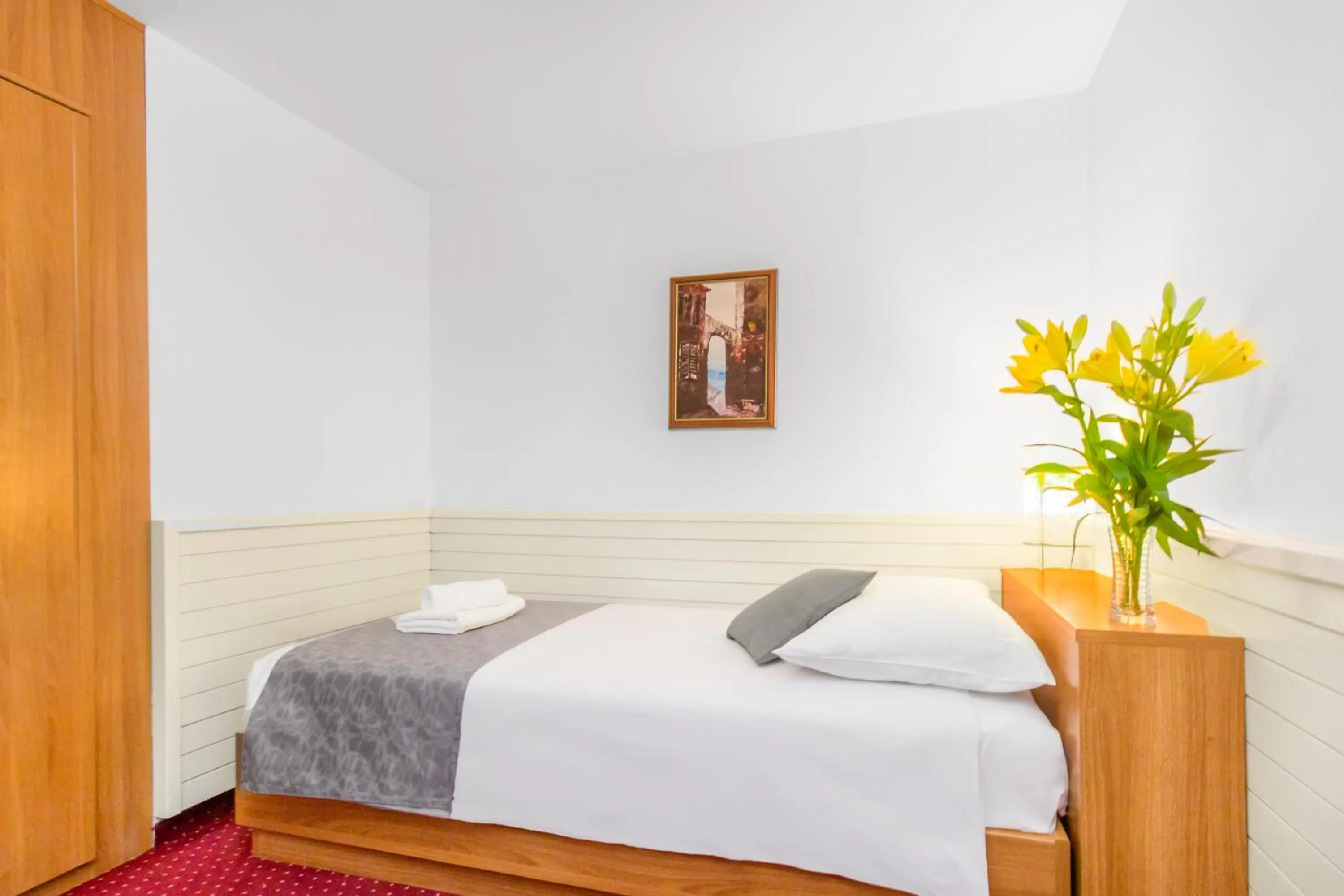 Photo of the whole room in Hotel Jadran Šibenik