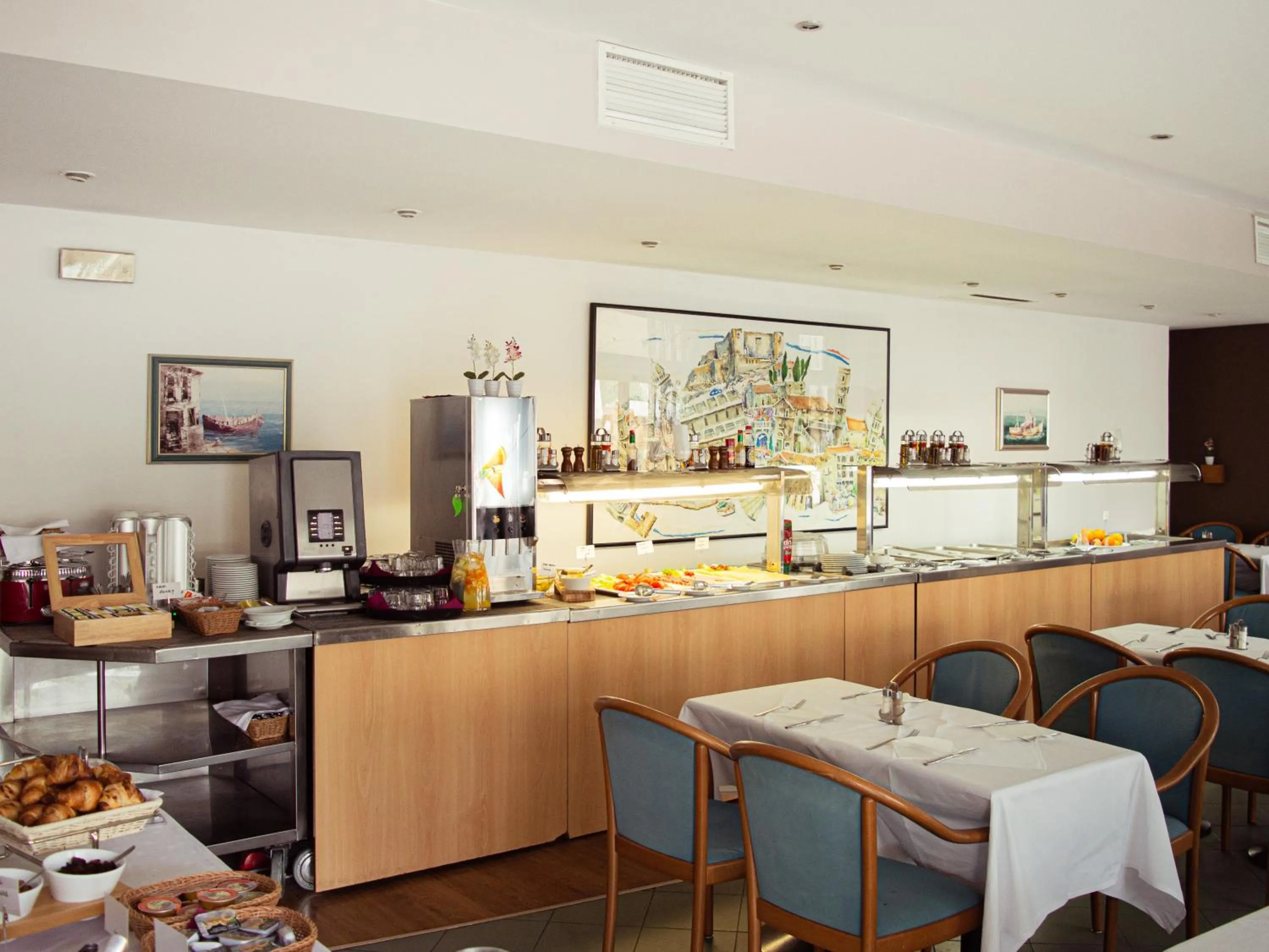 Restaurant/places to eat in Hotel Jadran Šibenik