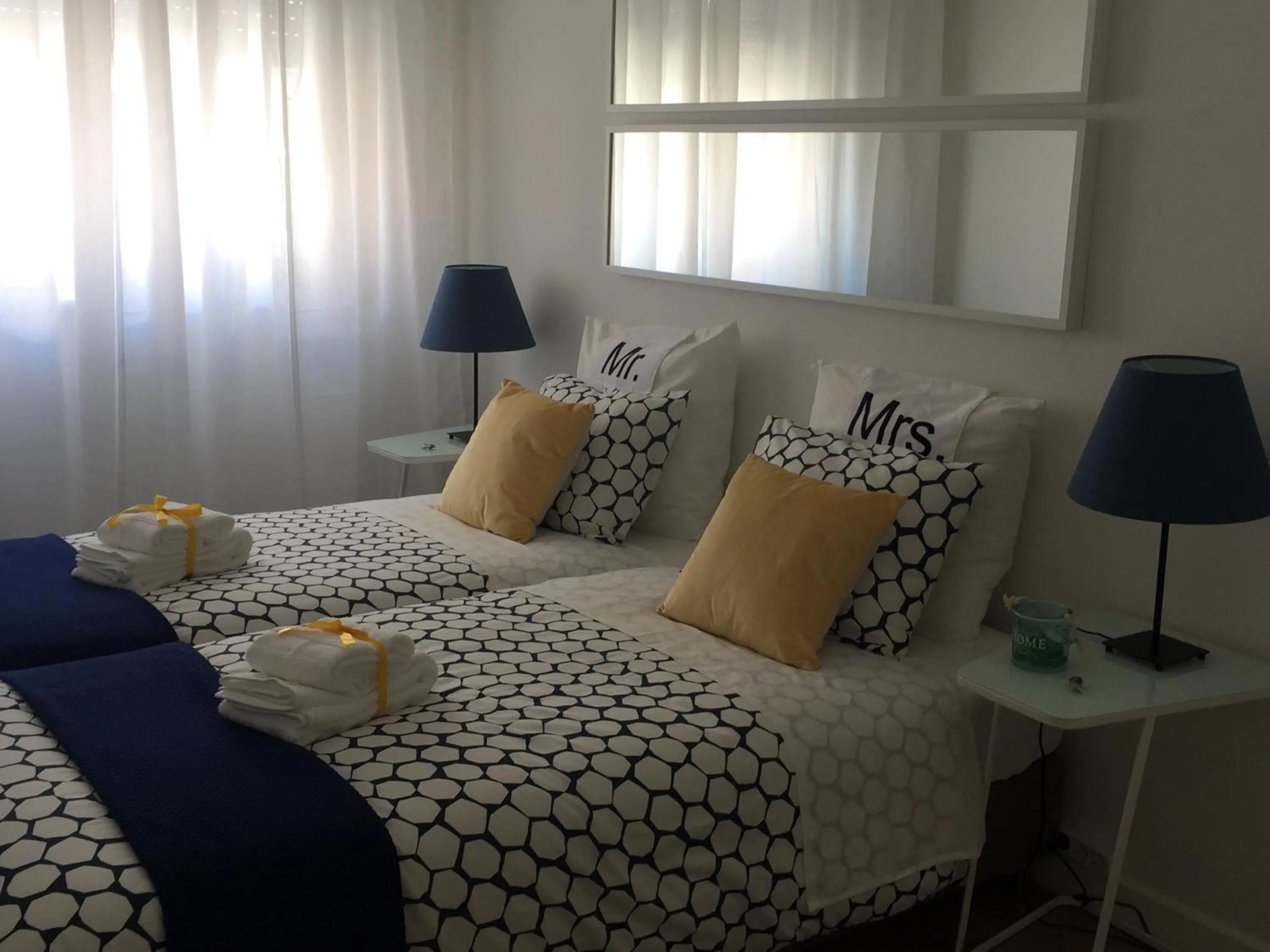 Photo of the whole room, Bed in Apartamento Da Lapa