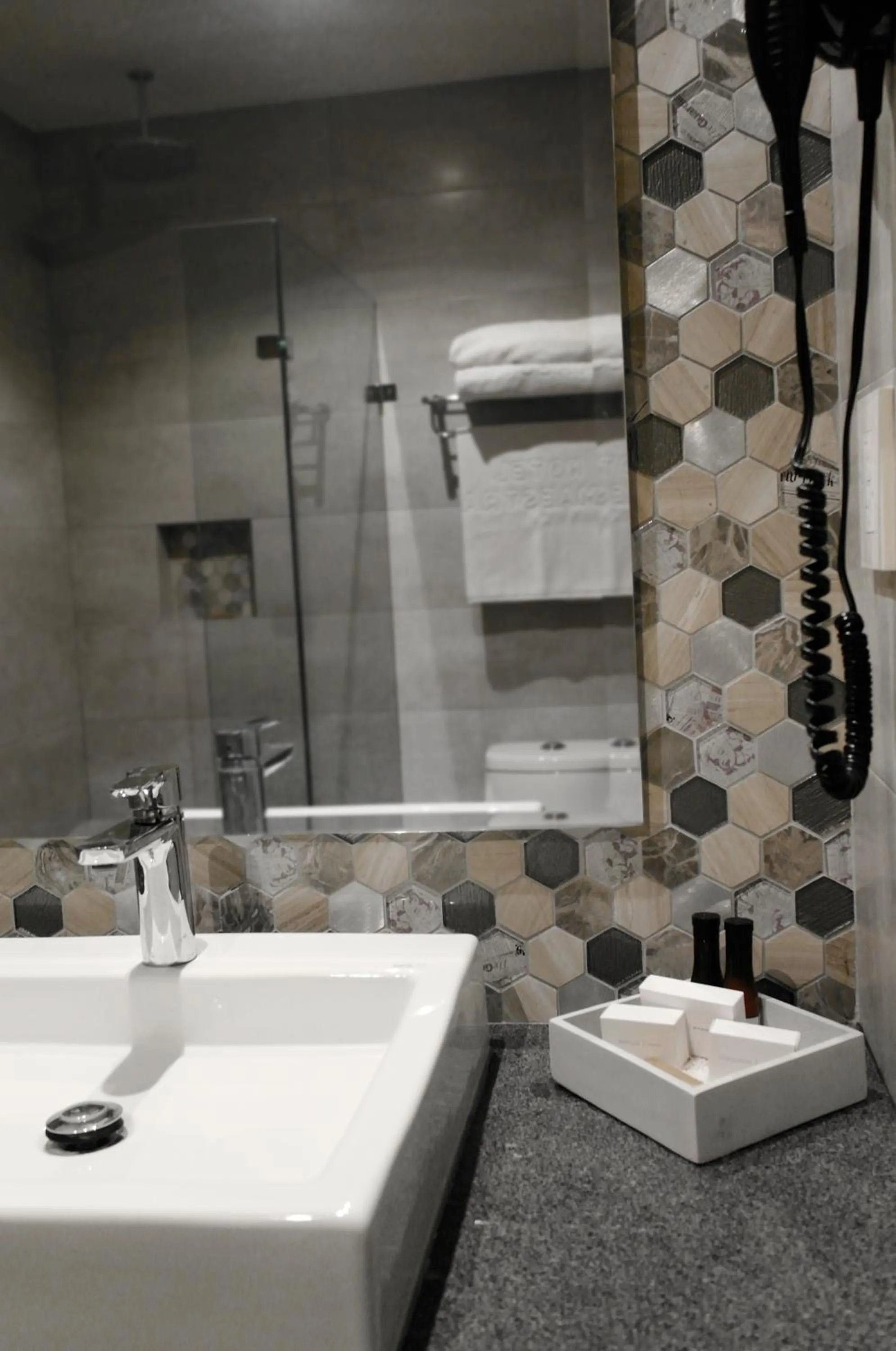 Toilet in Hotel Real Maestranza