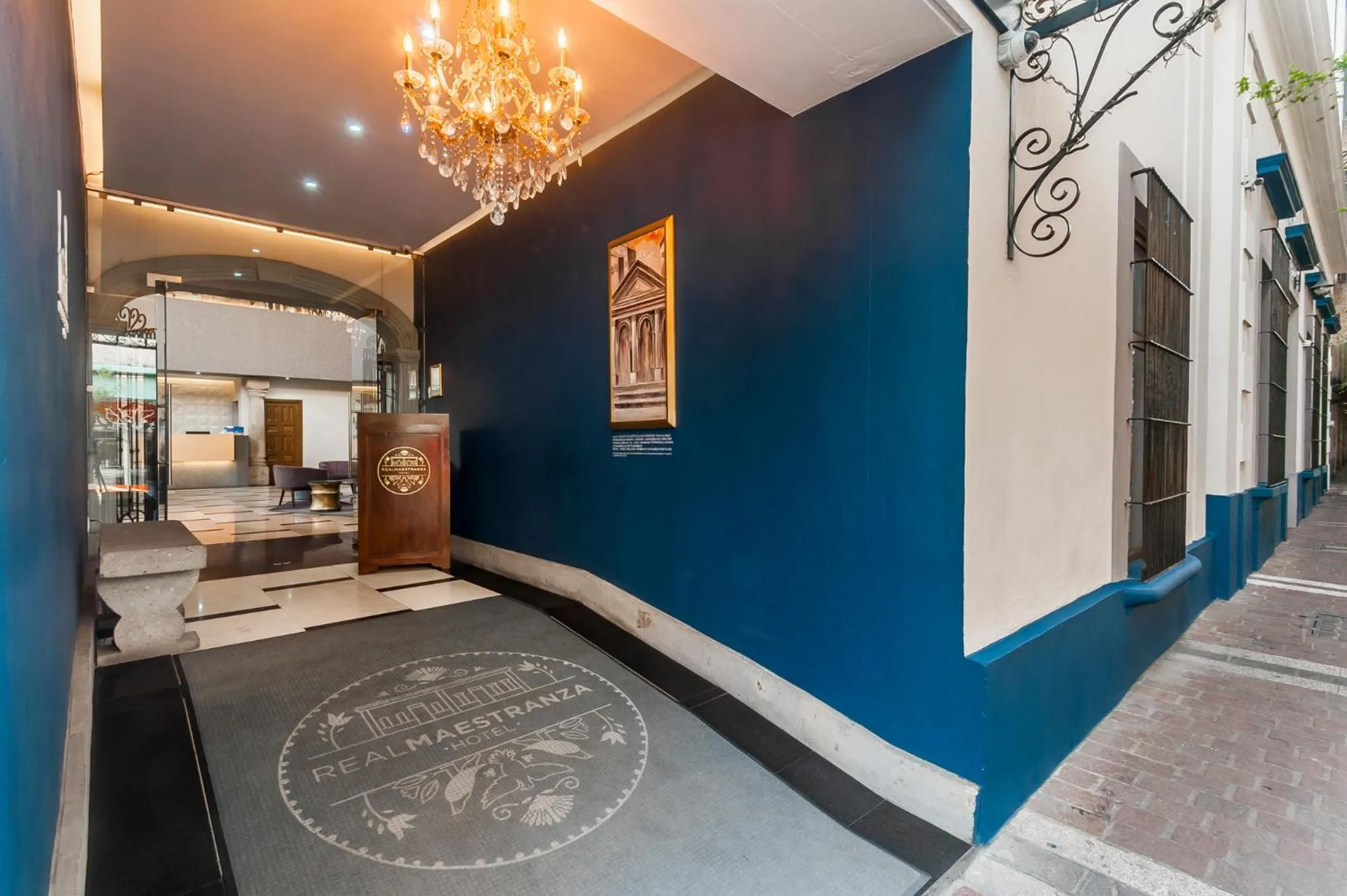 Facade/entrance in Hotel Real Maestranza