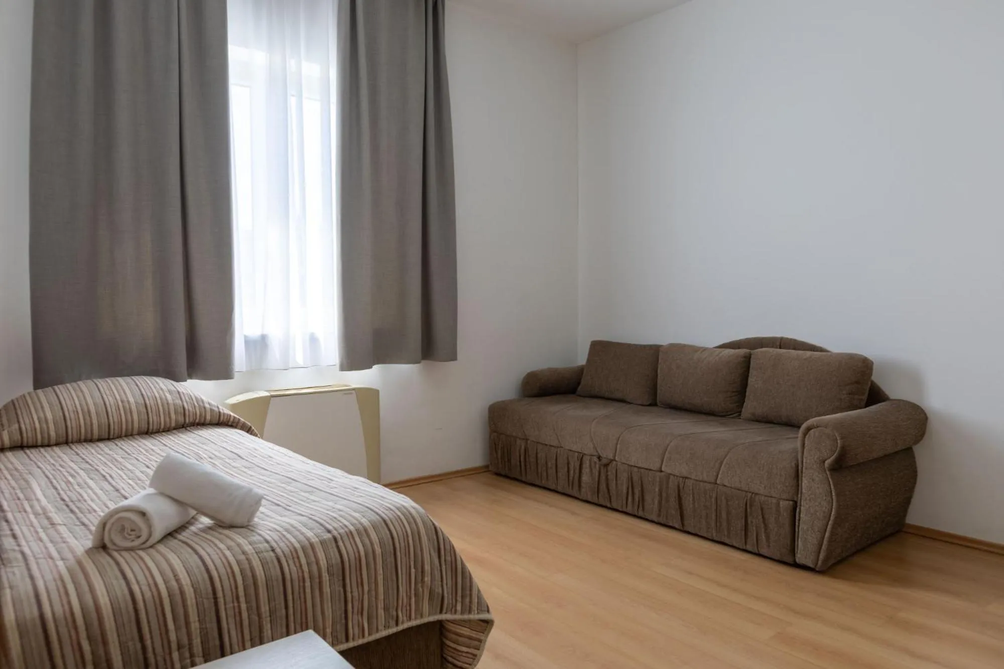 Bedroom, Bed in Hotel Porto