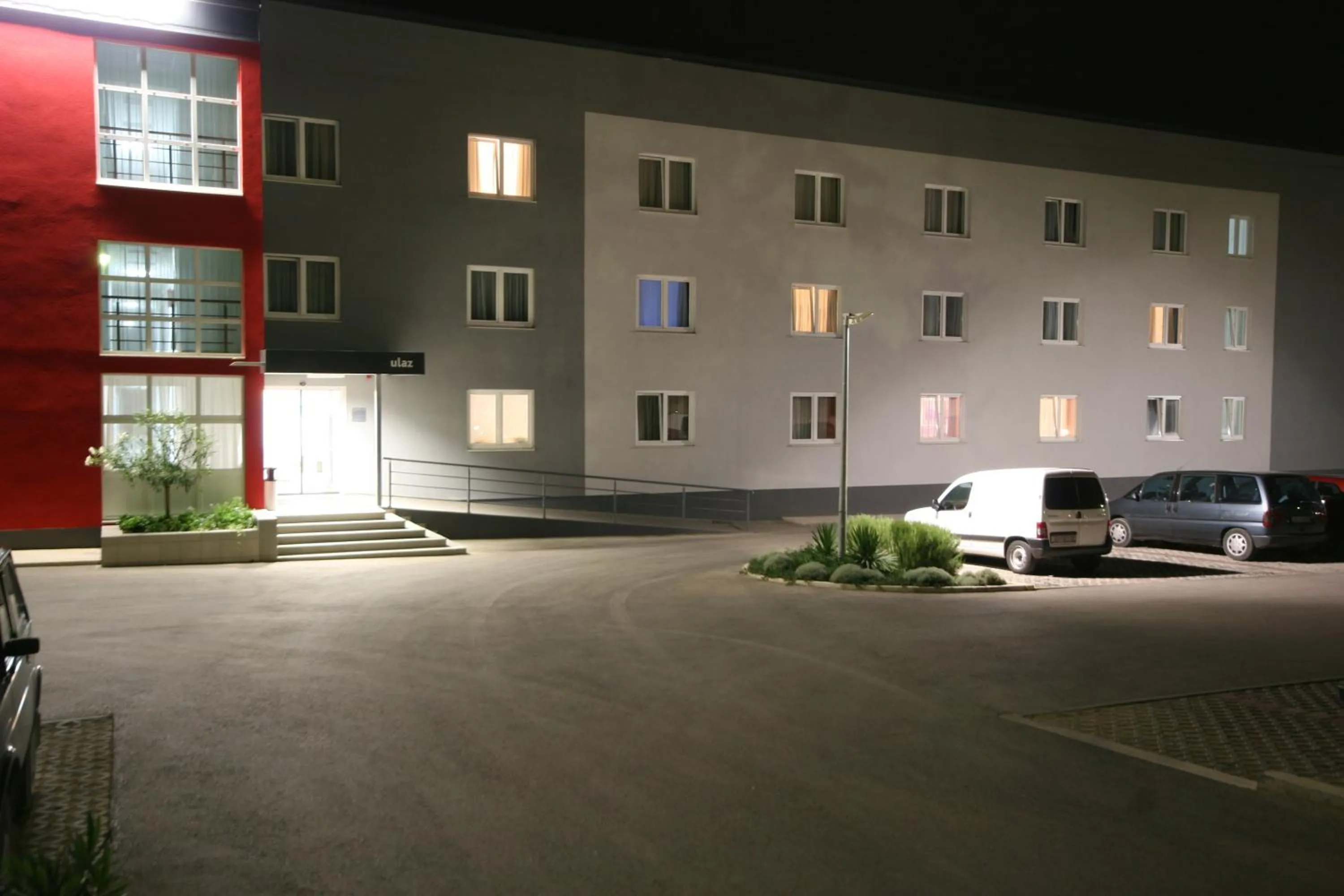 Facade/entrance in Hotel Porto