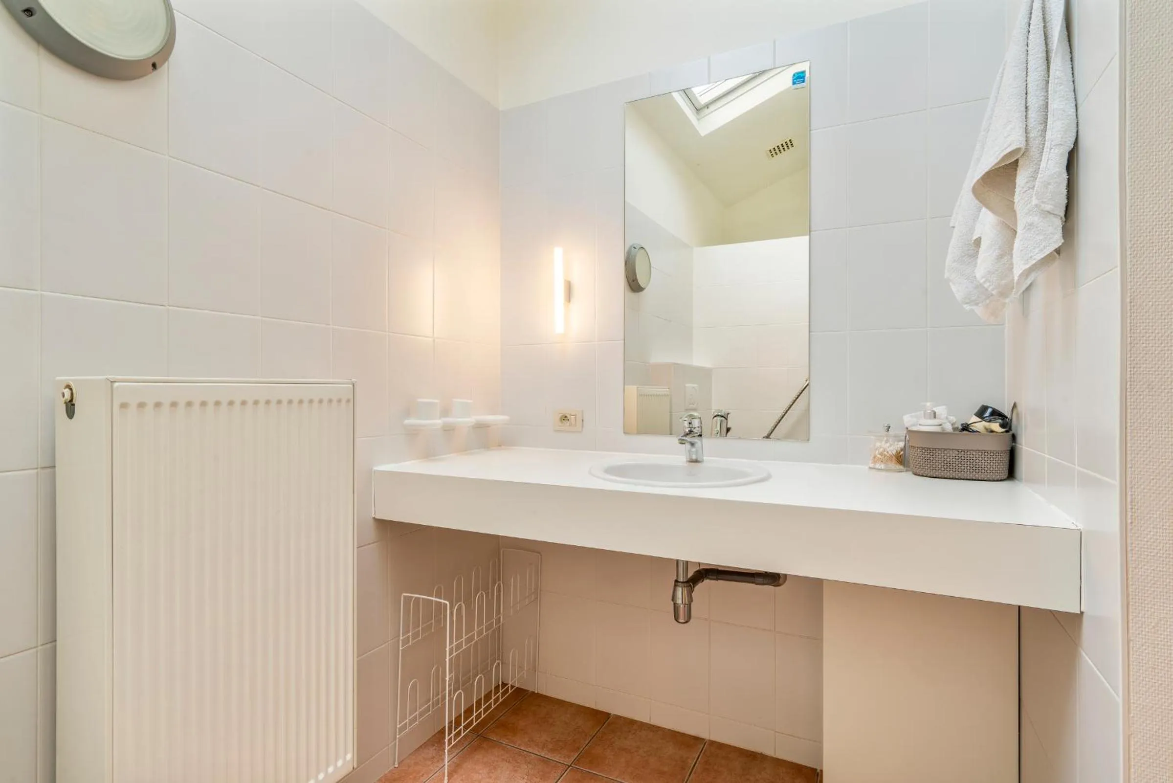 Bathroom in Elckerlyck Inn Hotel