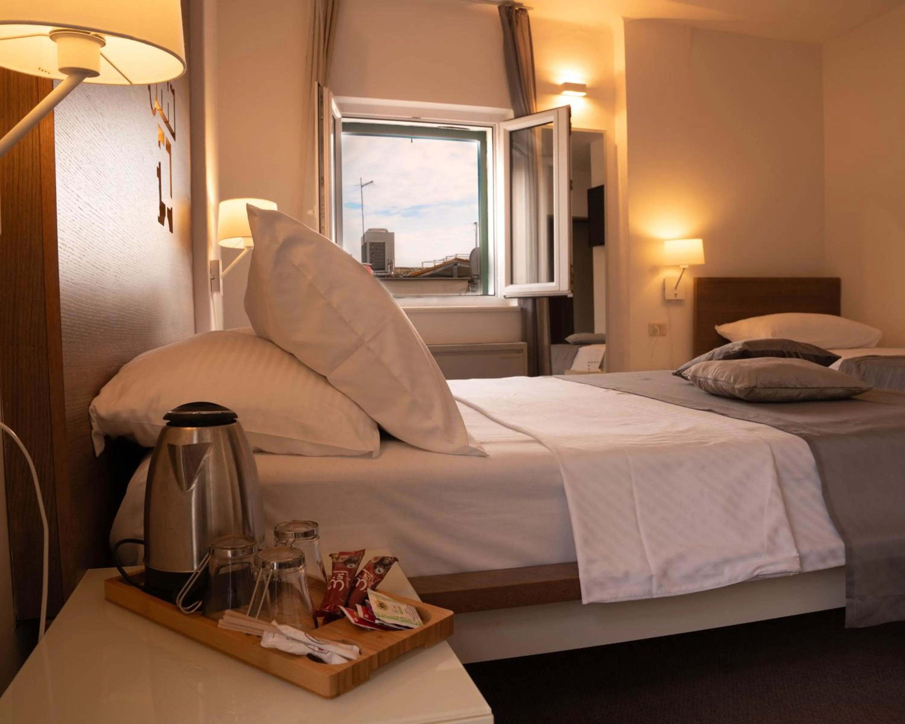 Coffee/tea facilities, Bed in Slavija Culture Heritage Hotel