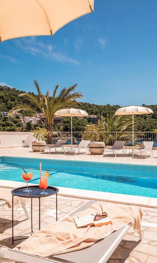 Day in Aminess Younique Lume Hotel