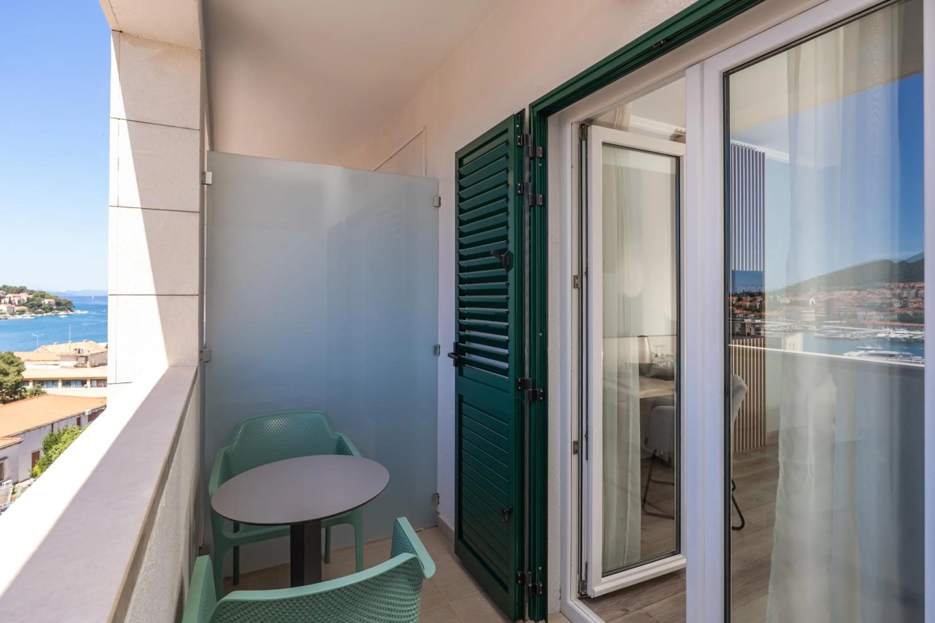 Day in Berkeley Hotel