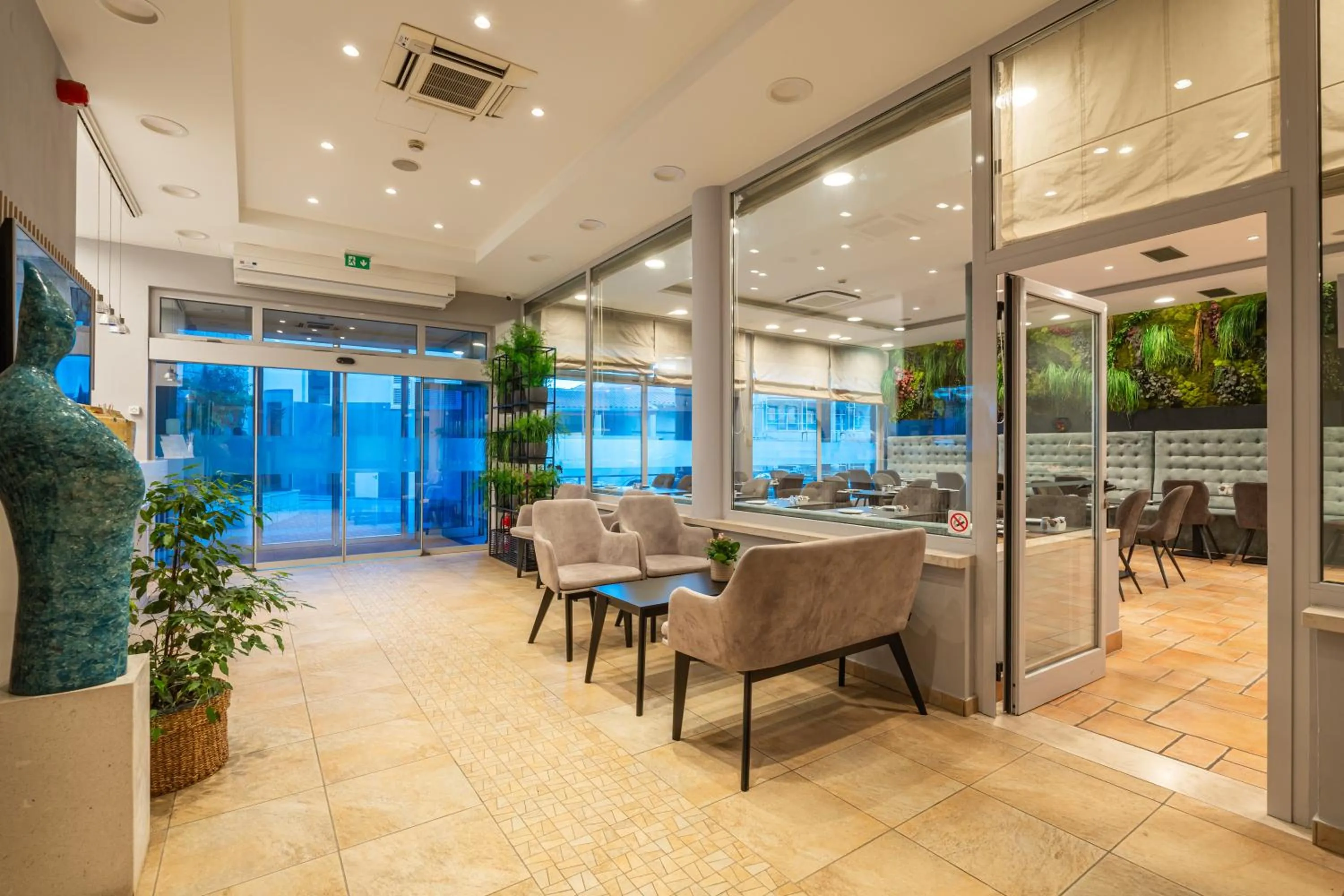 Seating area in Berkeley Hotel
