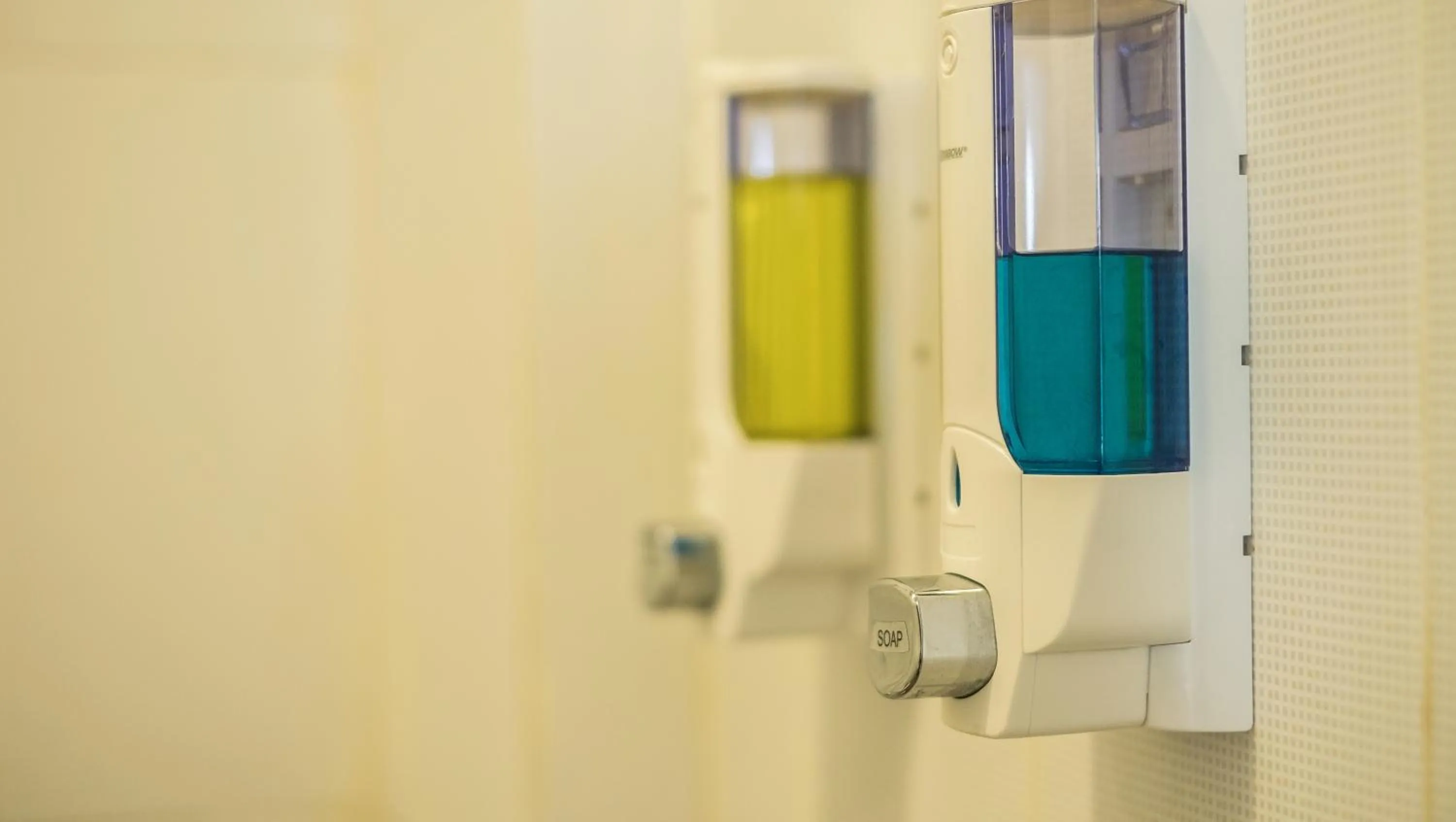 Bathroom in Deva Bali Apartement