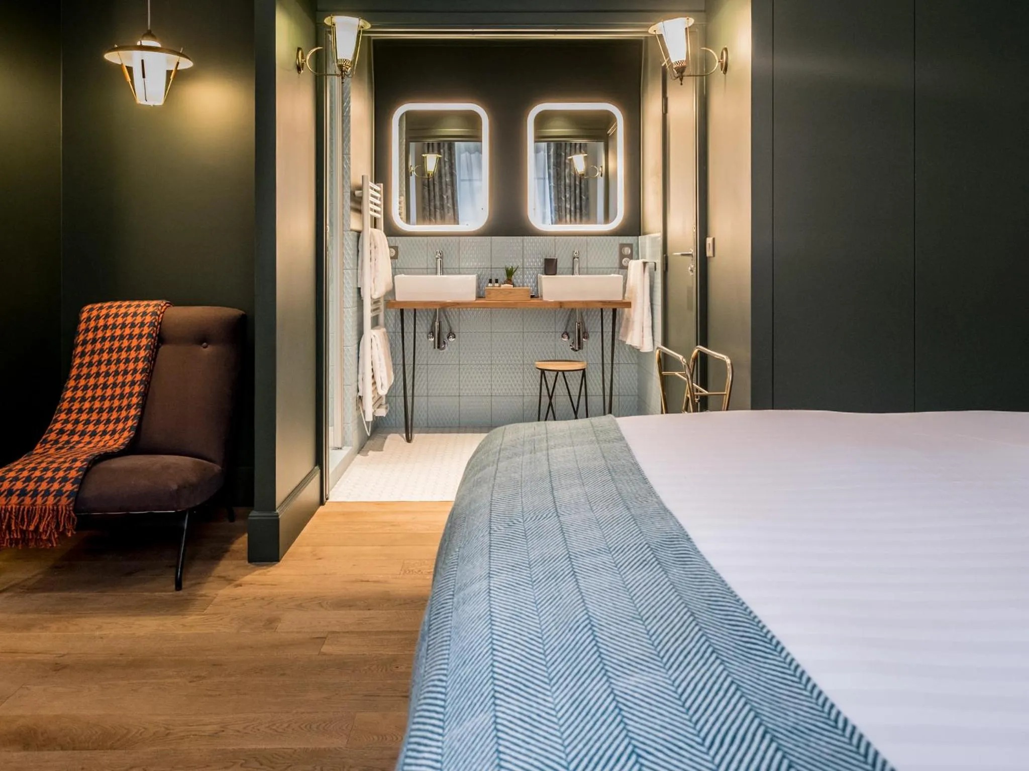 Bathroom, Bed in 1er Etage SoPi-Montmartre