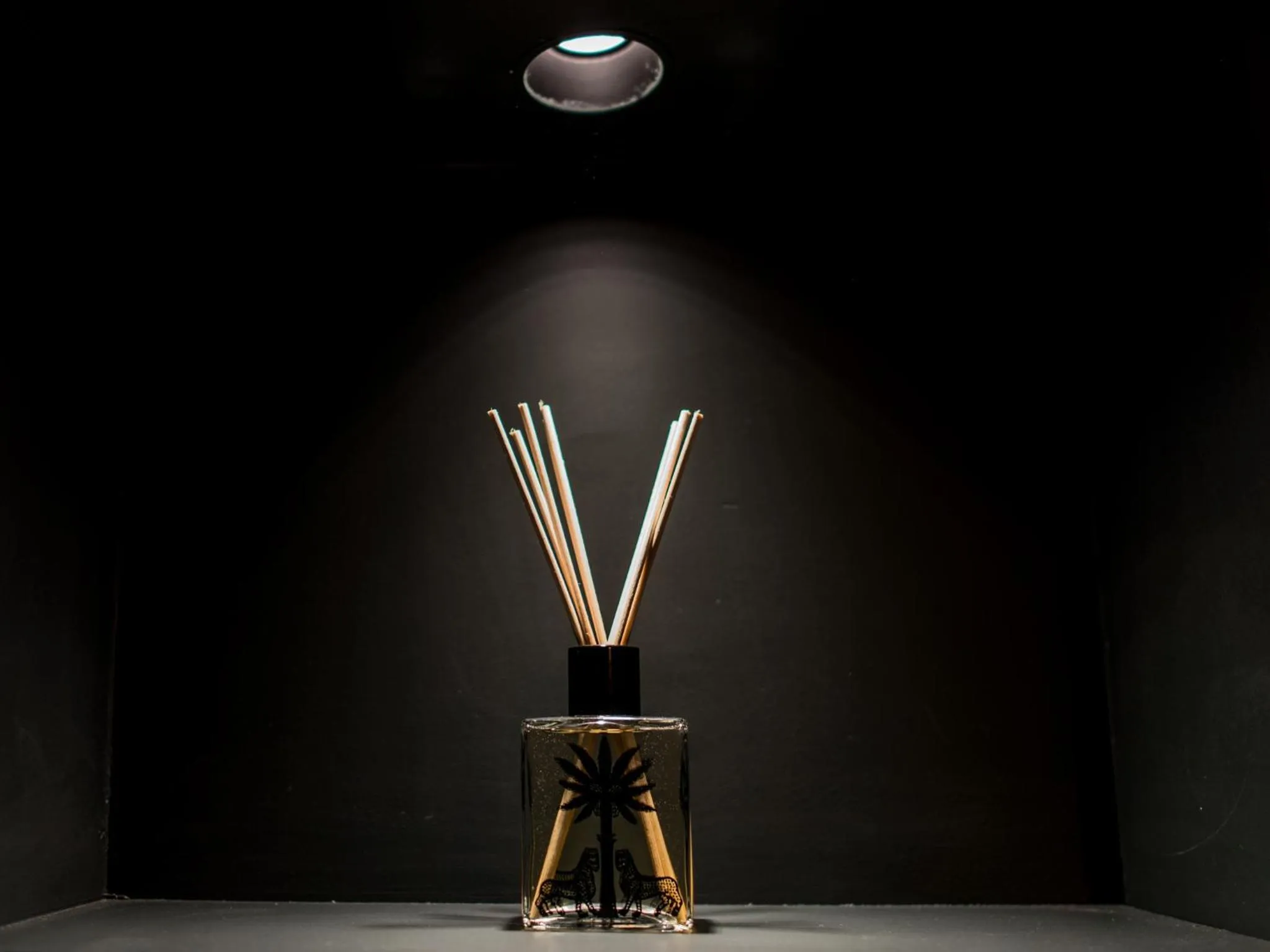 Decorative detail in 1er Etage SoPi-Montmartre