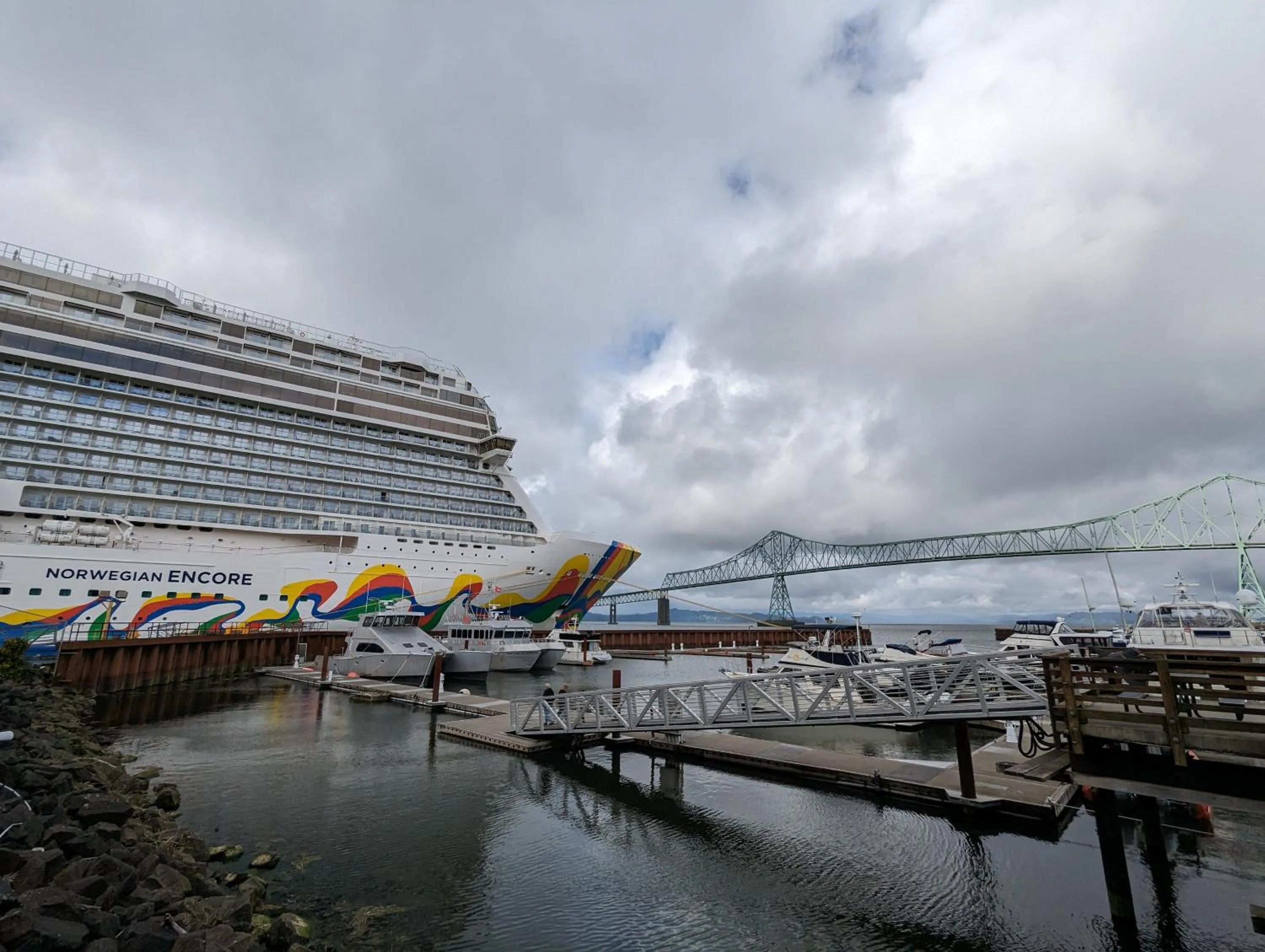 Neighbourhood in Atomic Motel