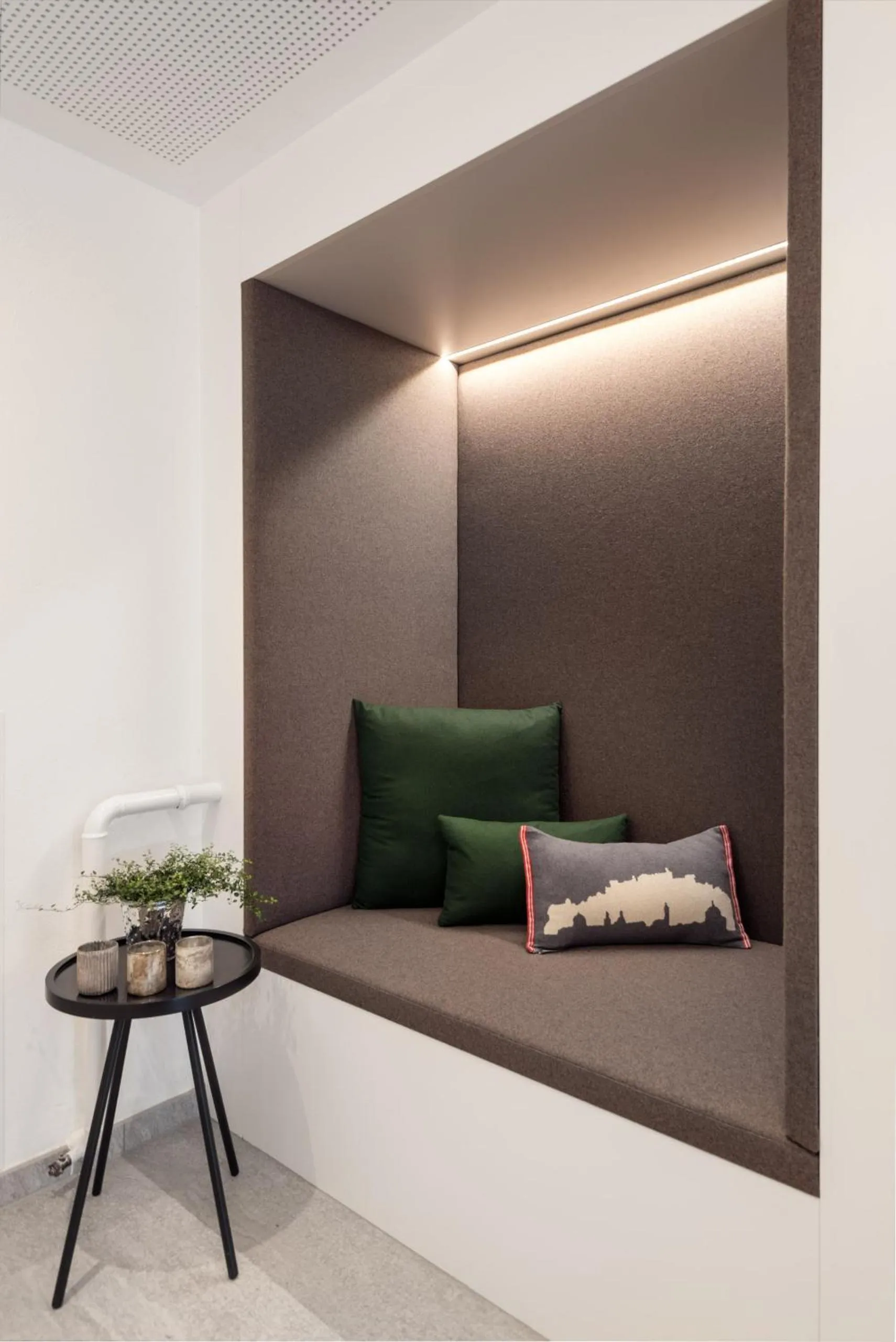 Decorative detail in ride & relax Aparthotel Schwarz