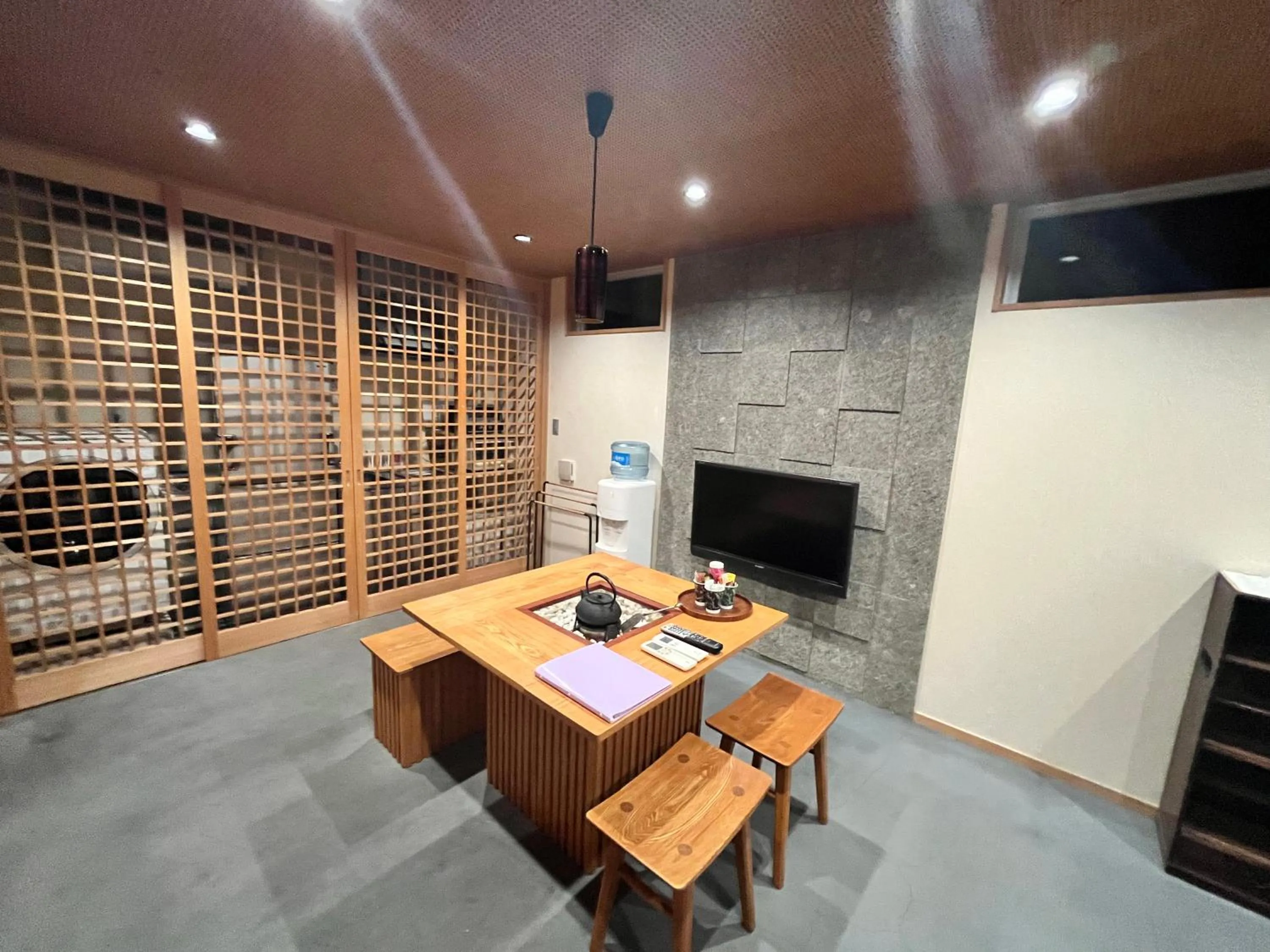 Yanaka Kotobuki Sou