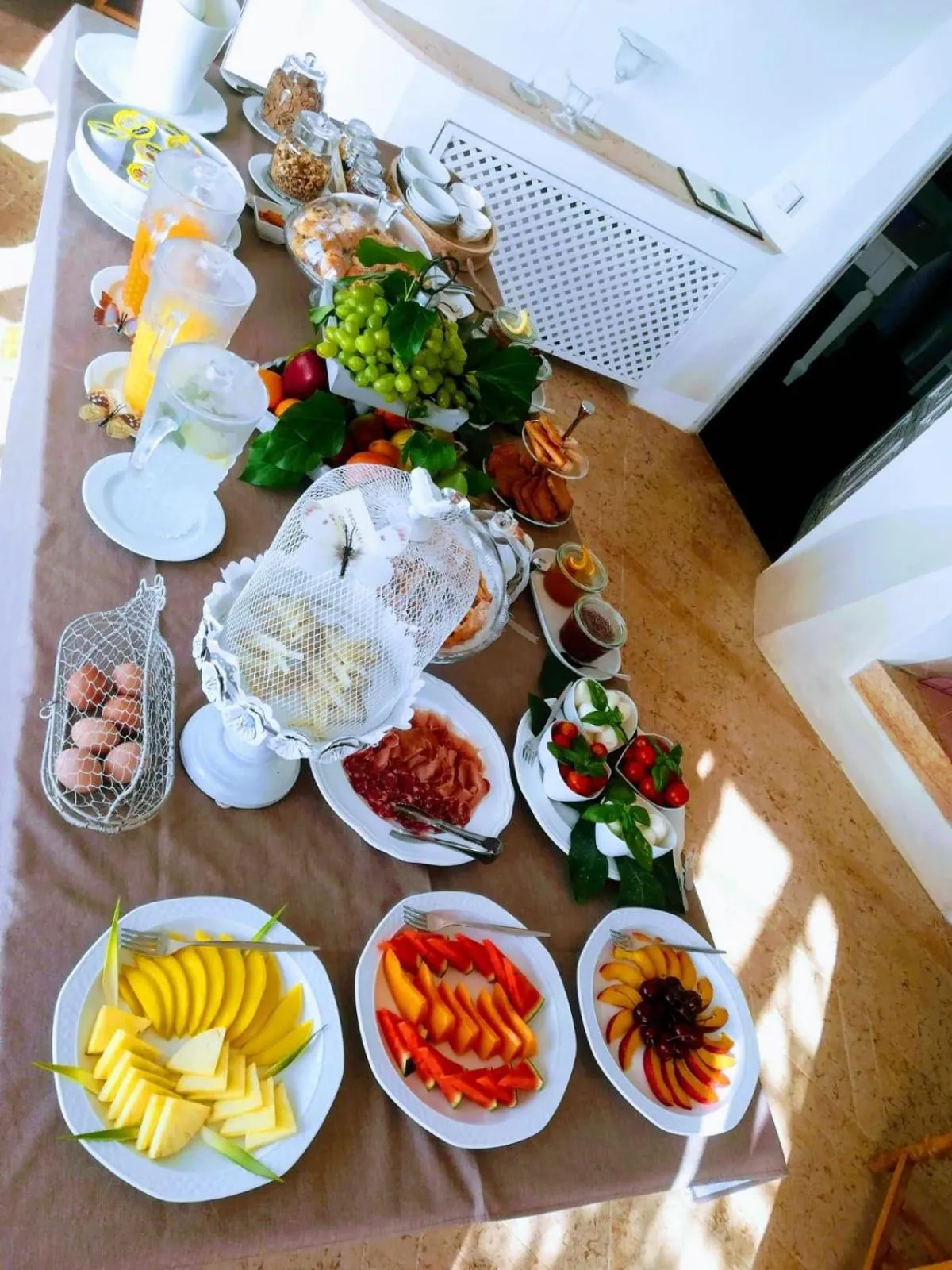 Breakfast in Villa Anna