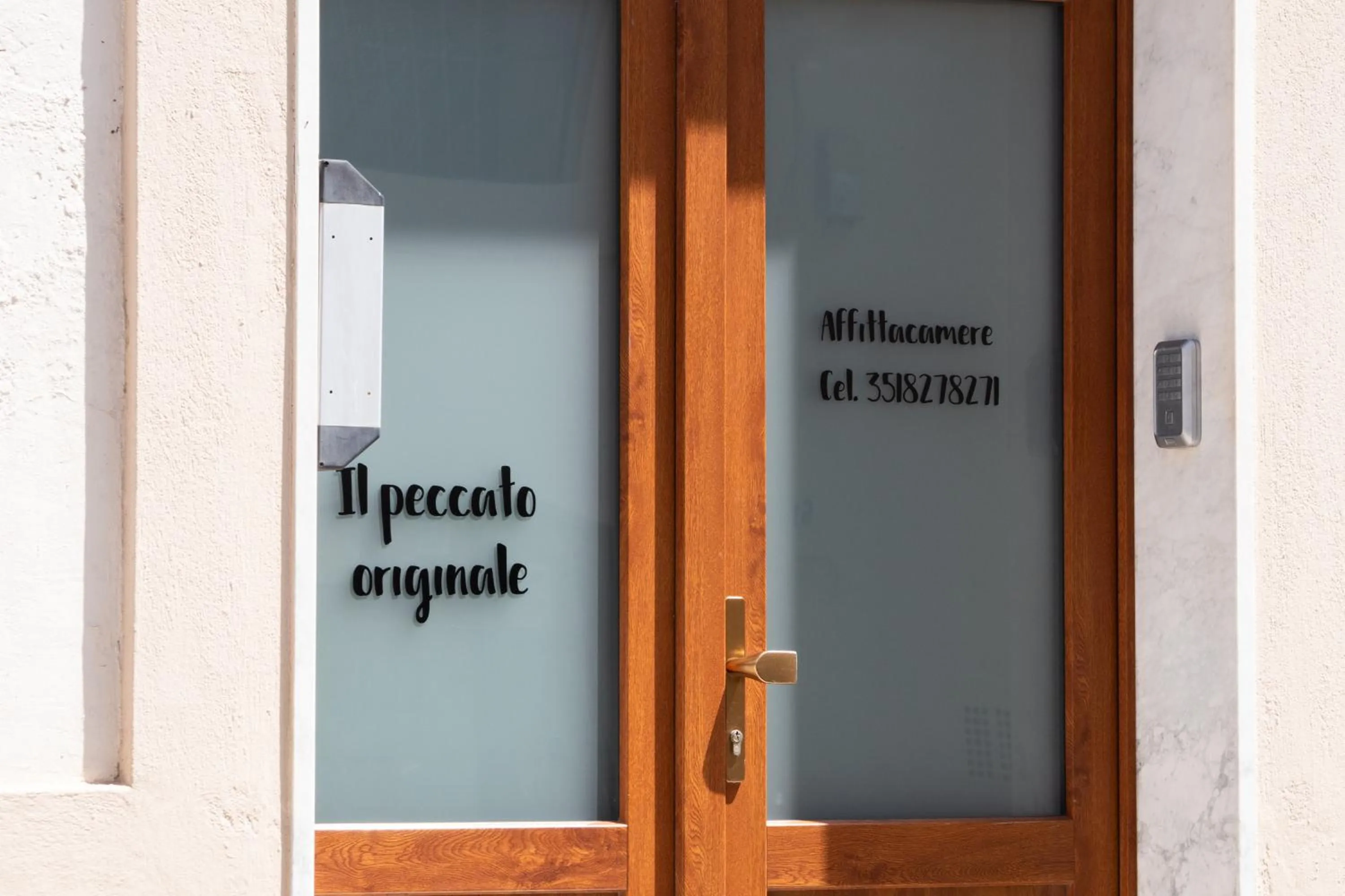 Property building in Il Peccato Originale