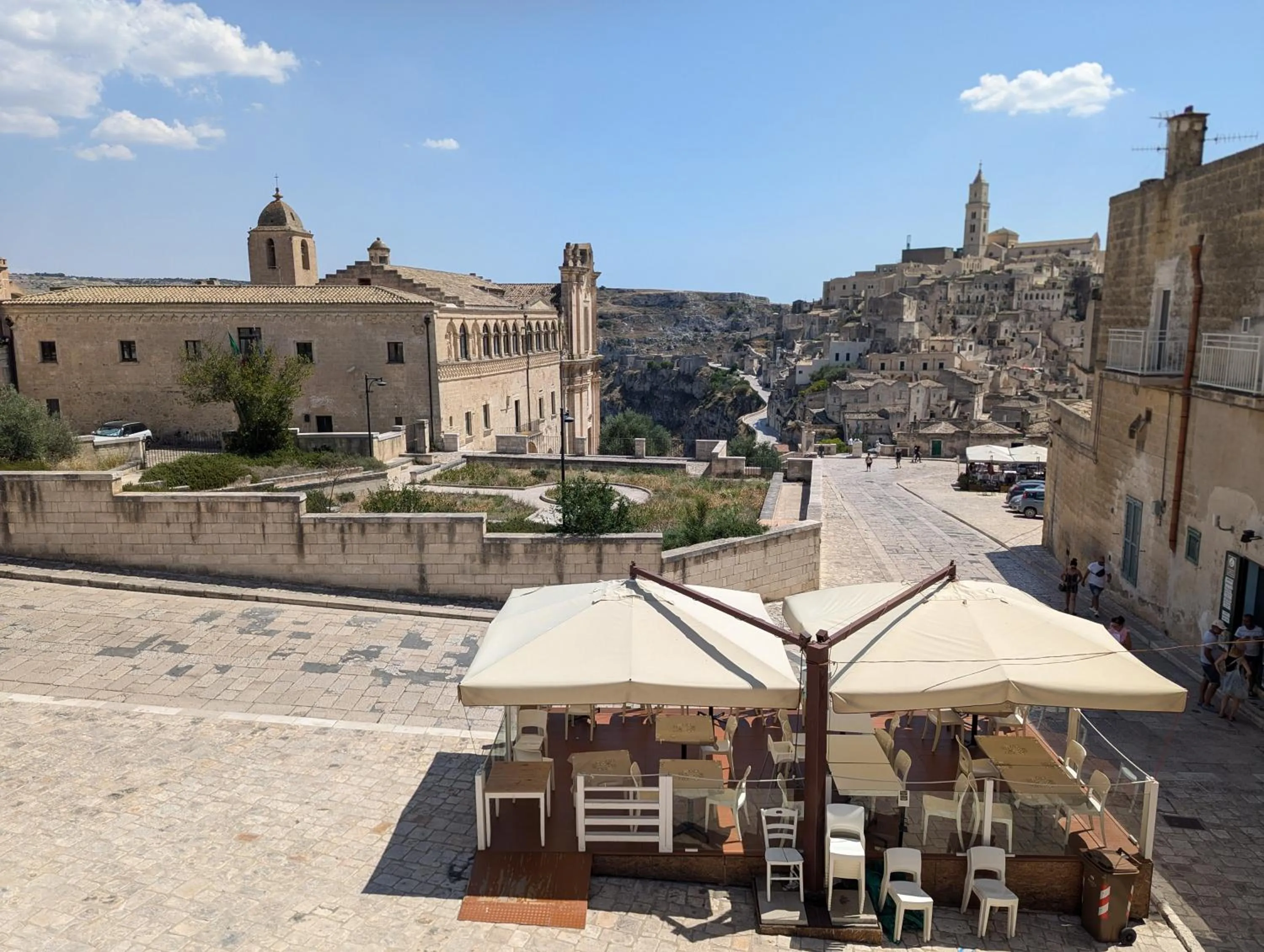 Nearby landmark in Il Peccato Originale