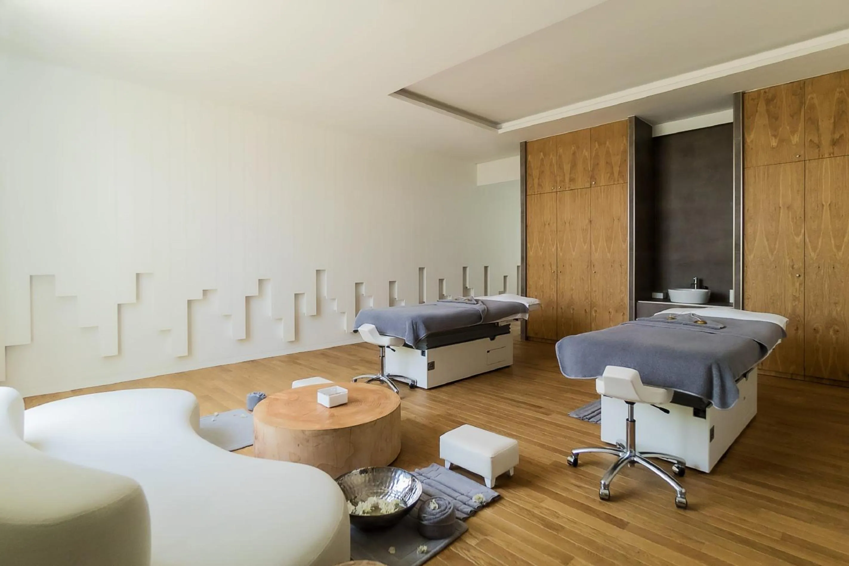 Massage in Nikki Beach Resort & Spa Dubai