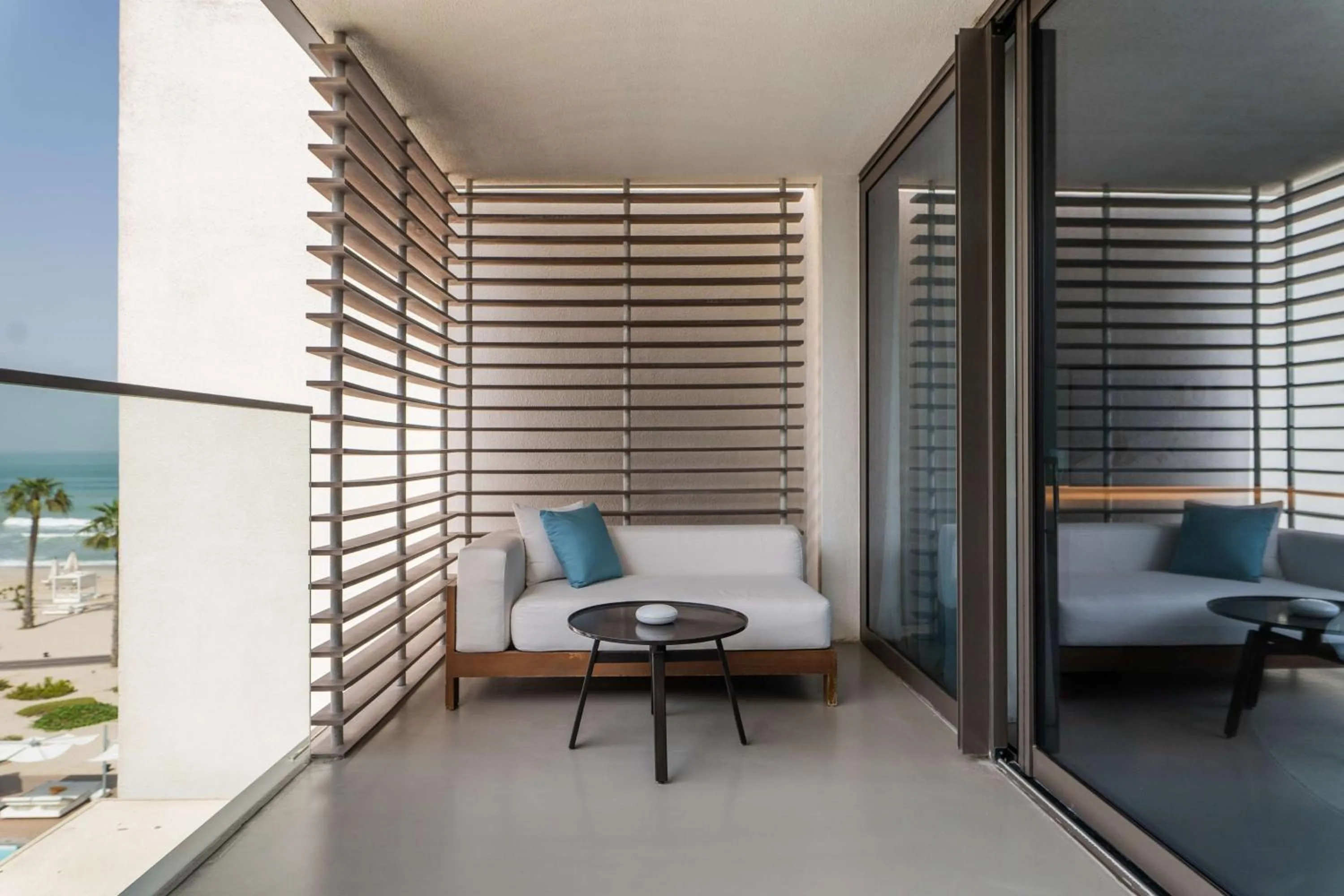 Bedroom in Nikki Beach Resort & Spa Dubai