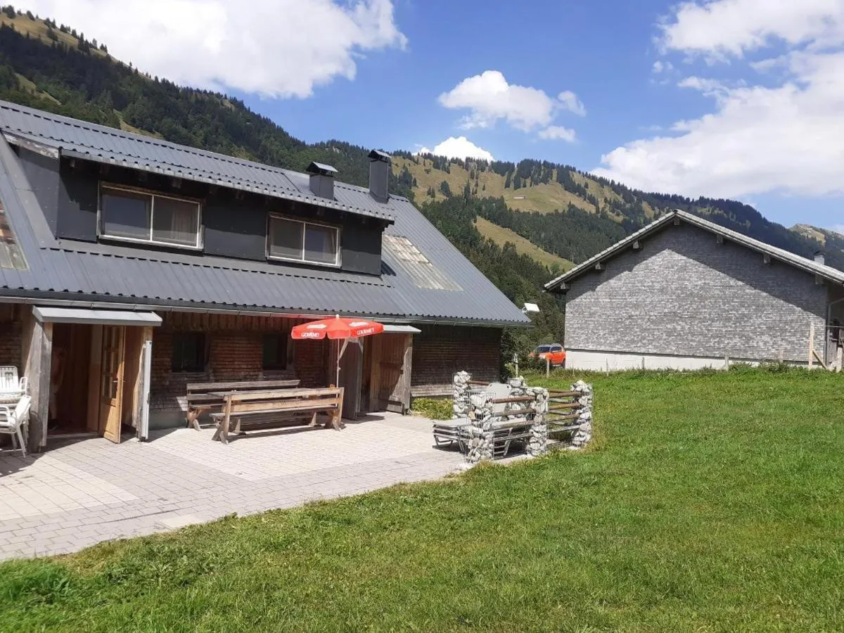 Property building in Ferienhütte Kälberweide
