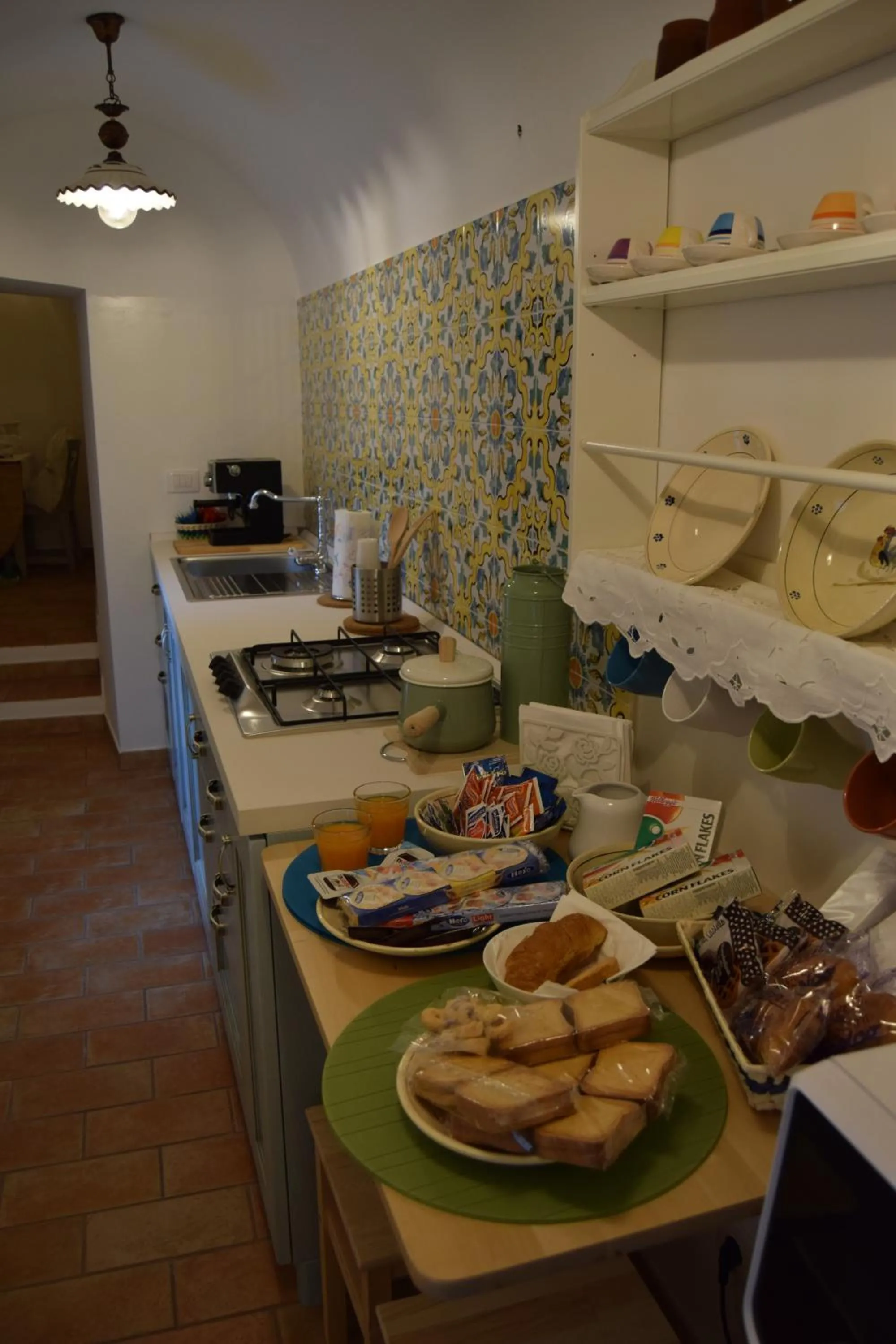 Coffee/tea facilities in Roseus La Casa Vacanze nei Sassi