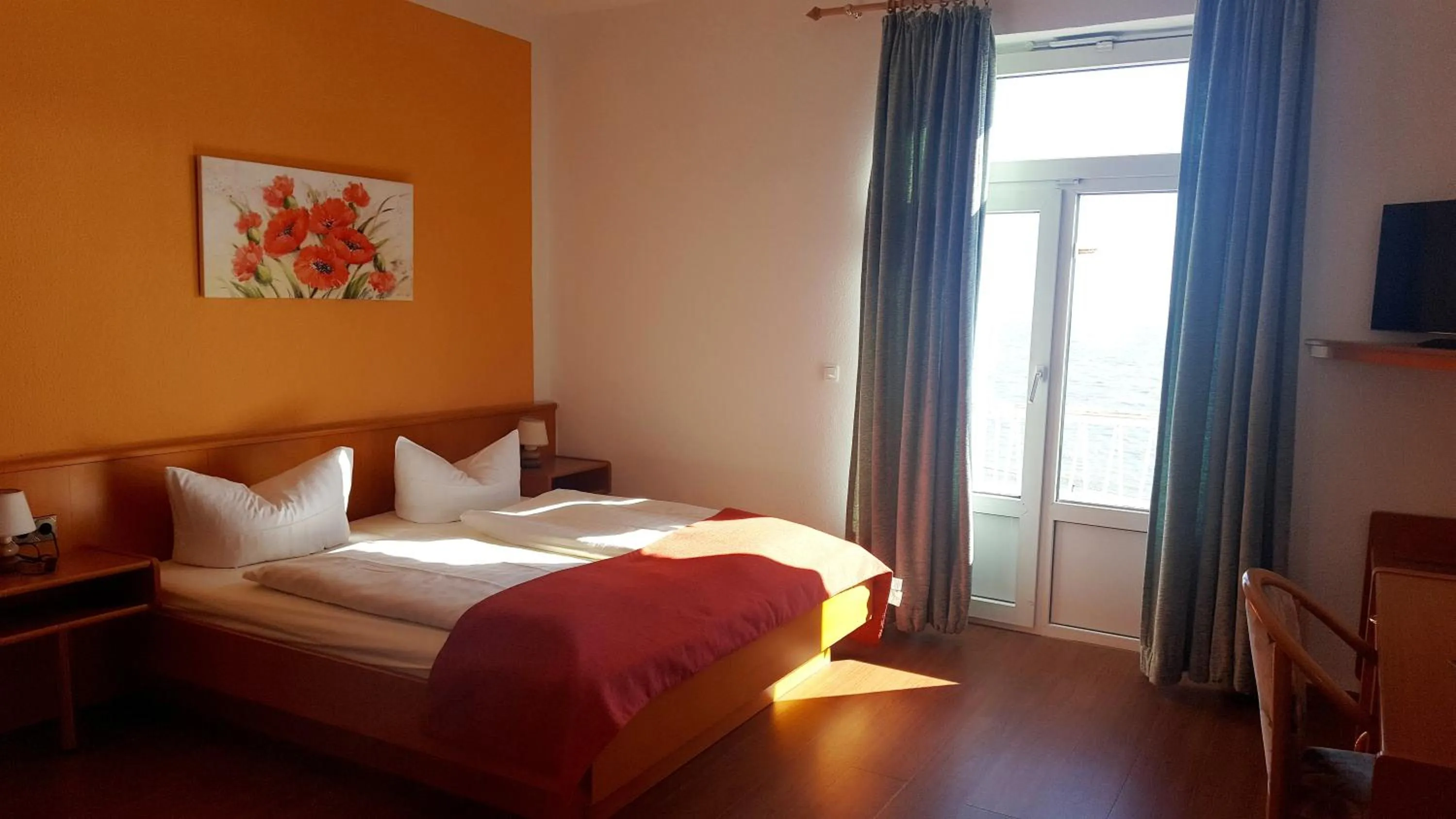 Bed in Hotel Seerose