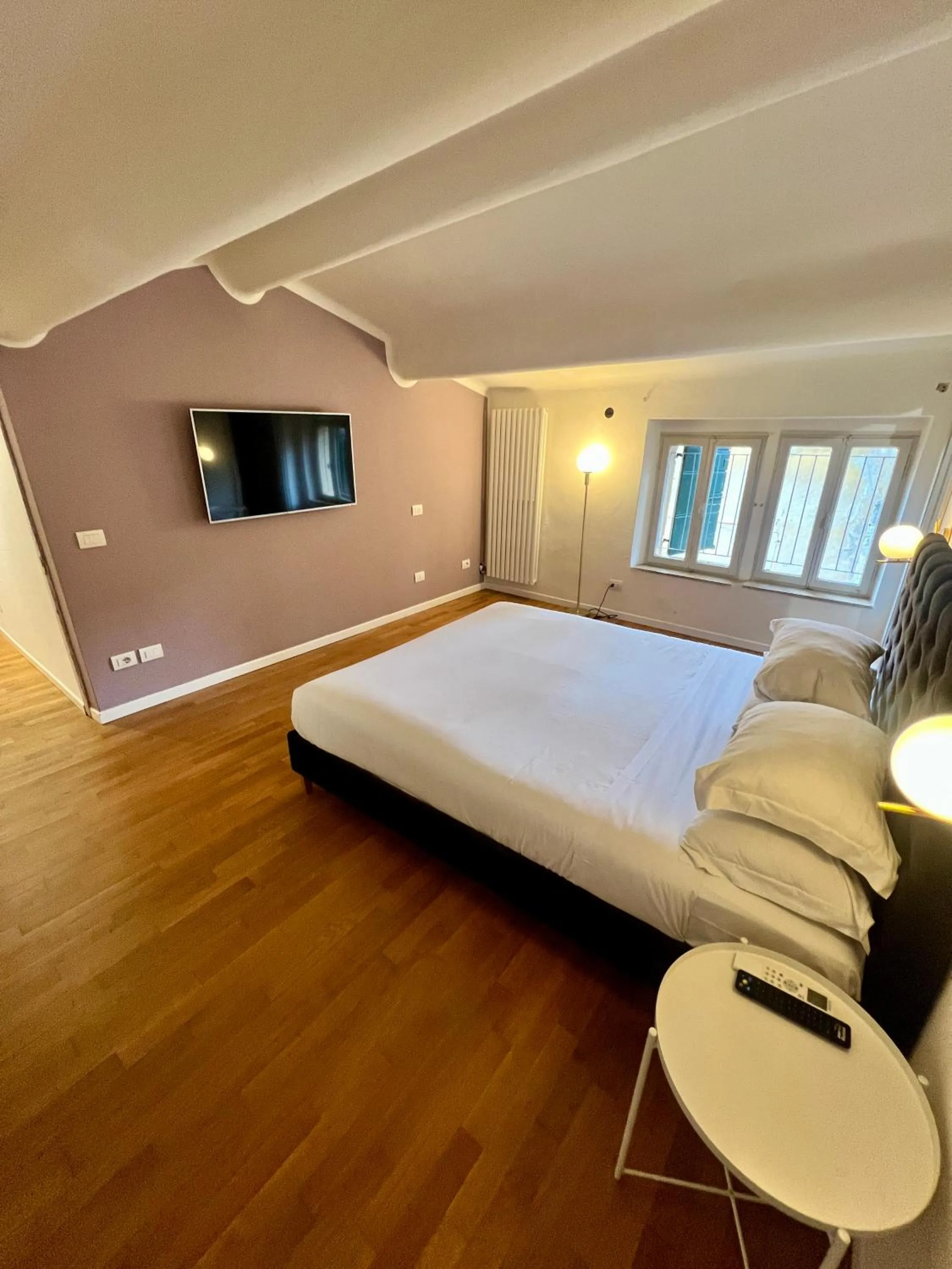 Bedroom, Bed in Room Verona Ai Conti