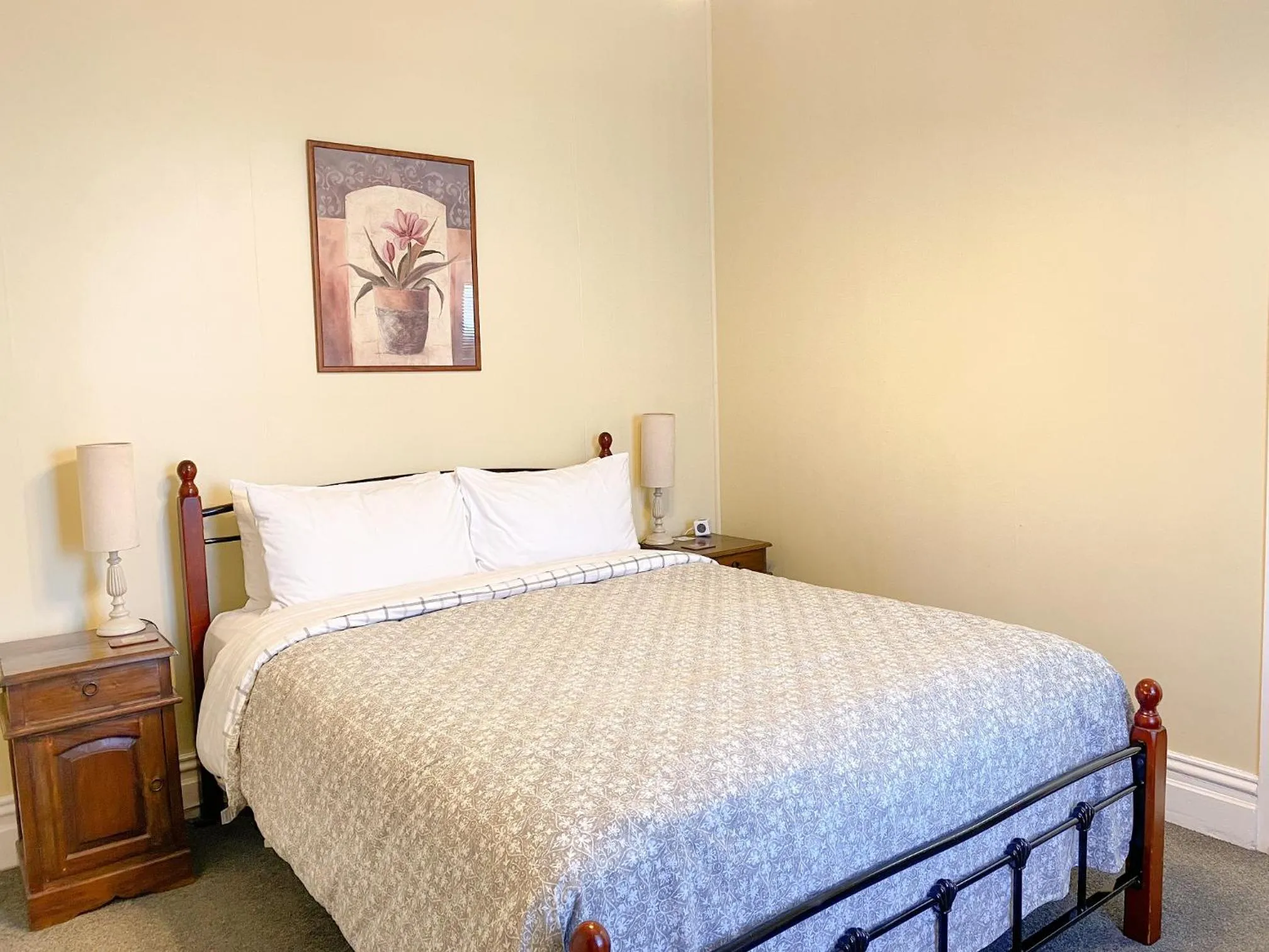 Bed in Tongariro Crossing Lodge