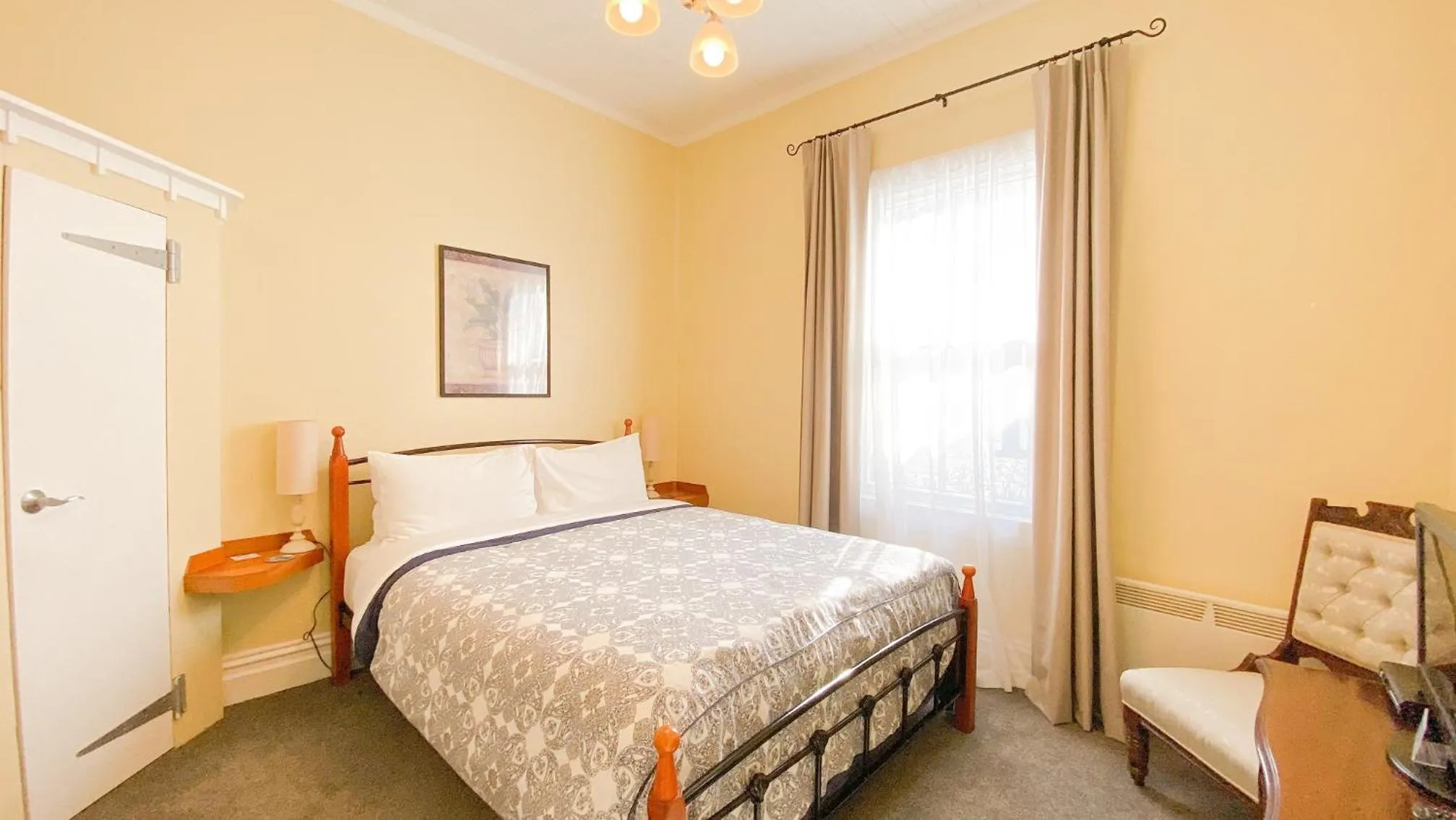 Bed in Tongariro Crossing Lodge