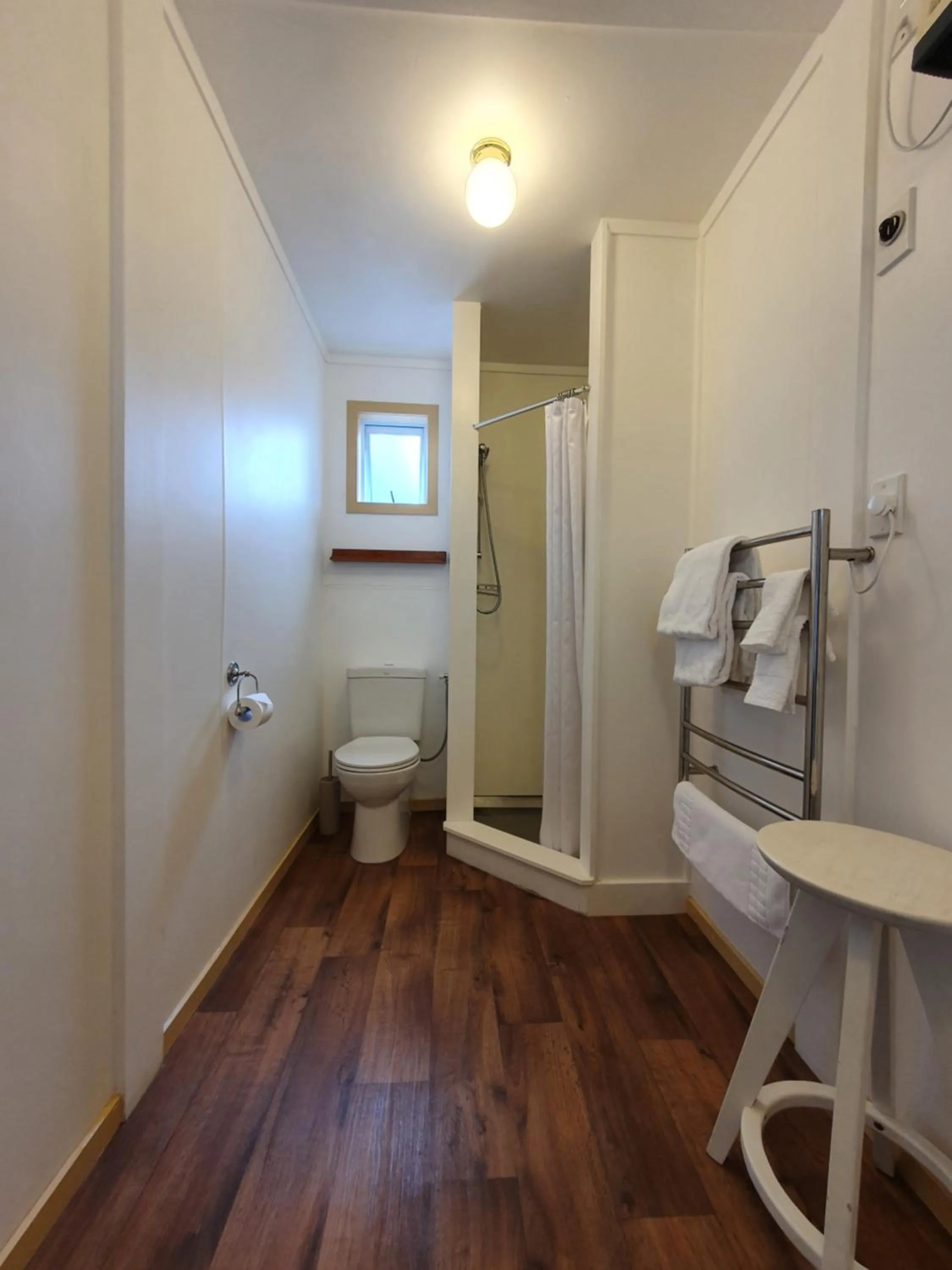 Bathroom in Tongariro Crossing Lodge
