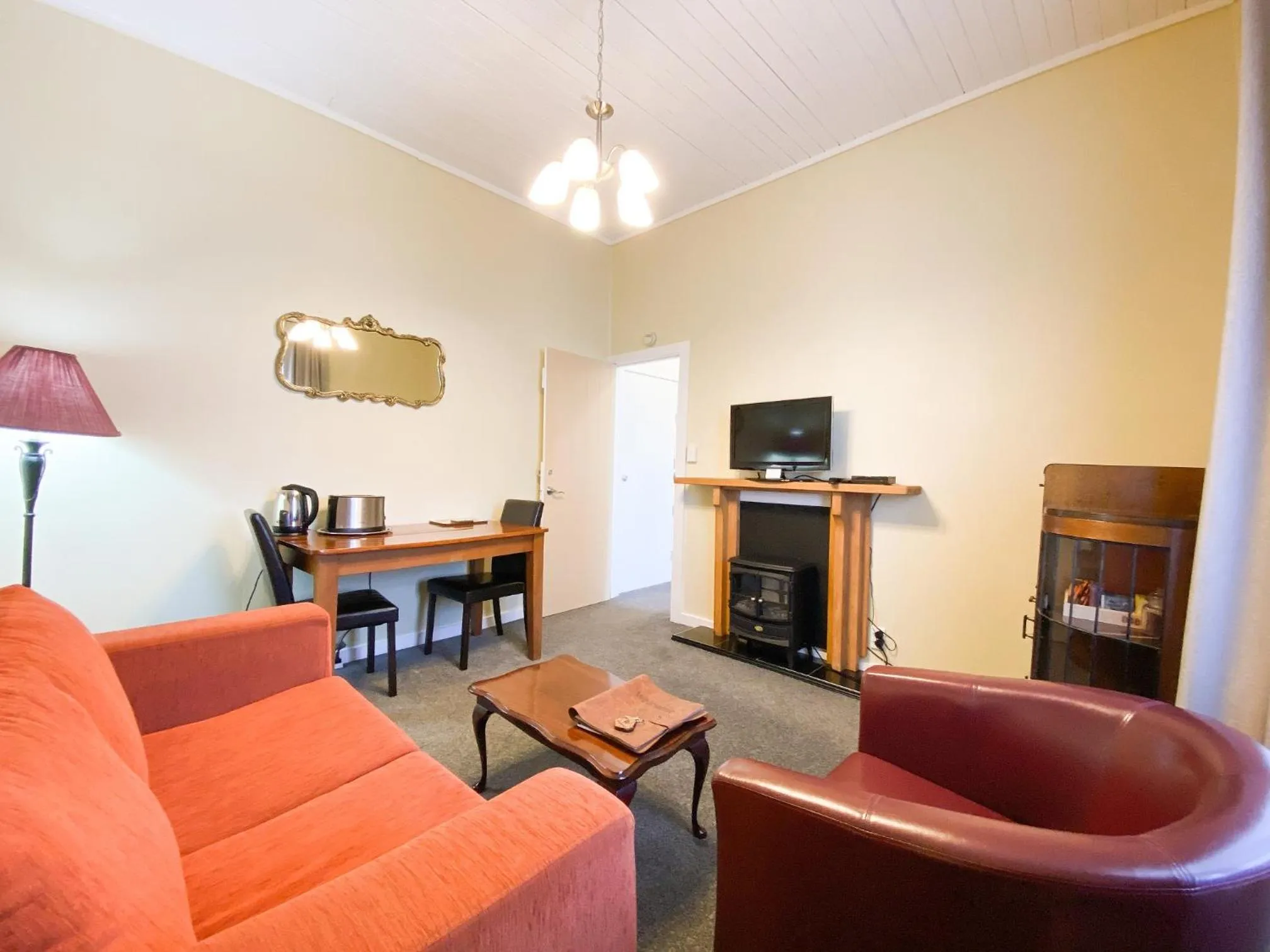 Living room in Tongariro Crossing Lodge