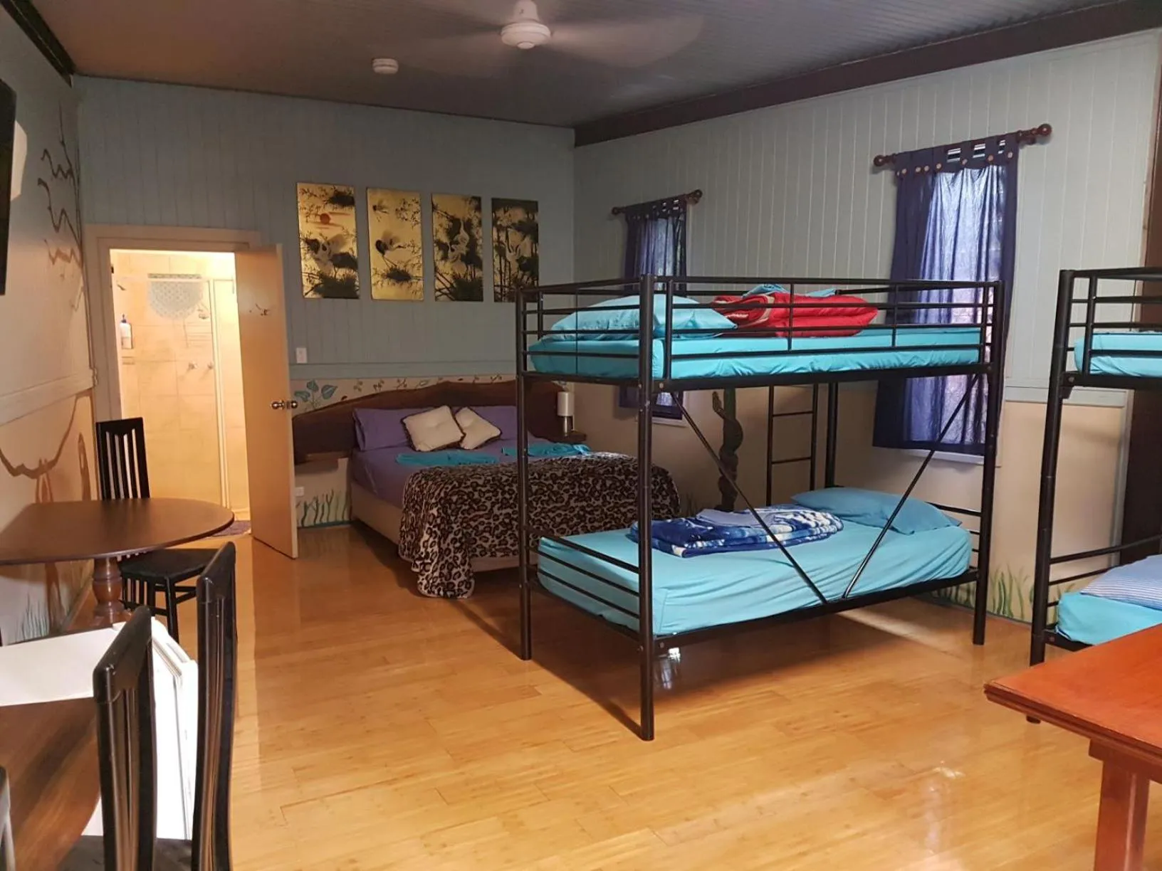 bunk bed, Bed in Batchelor Butterfly Farm