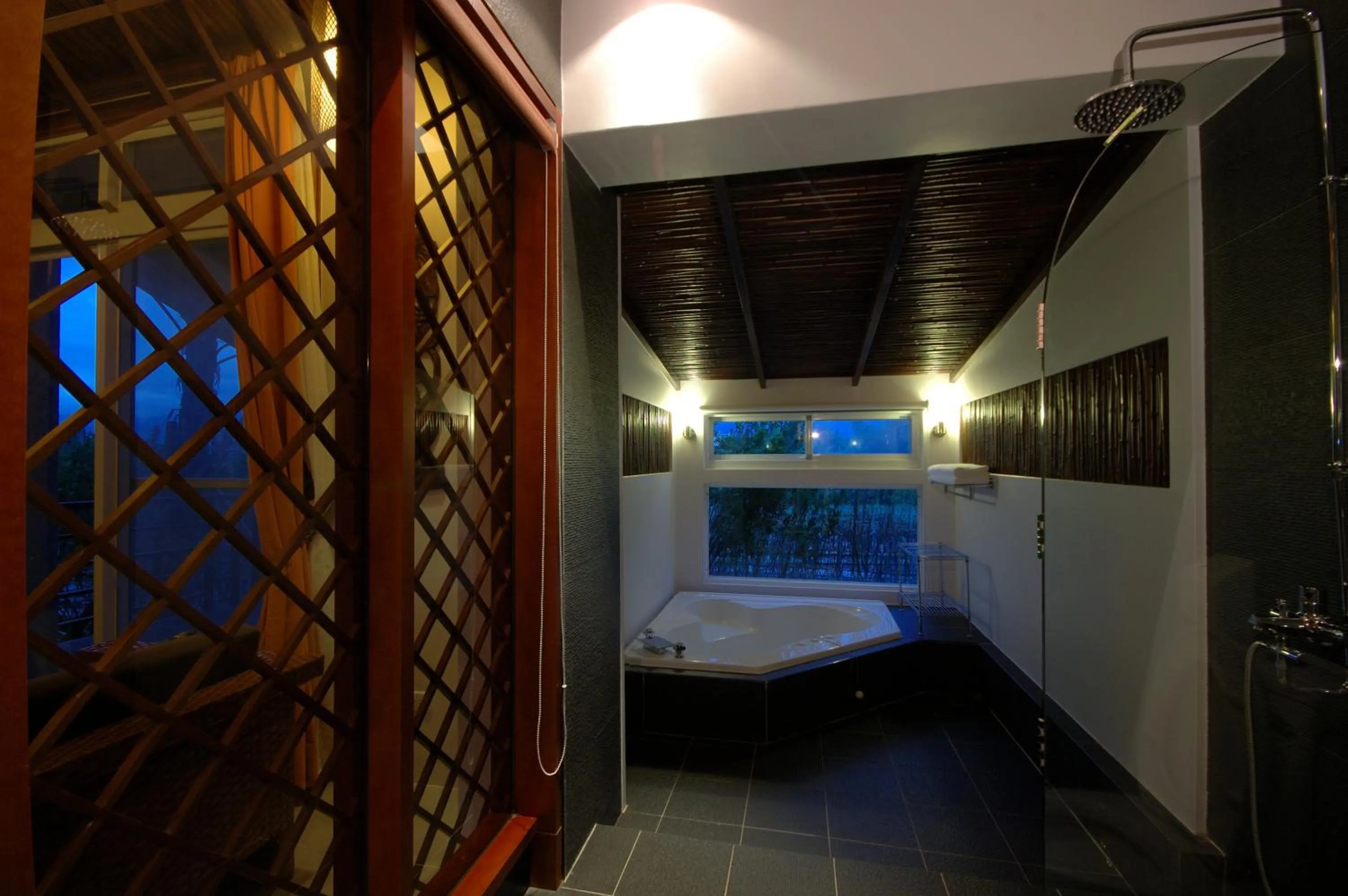 Shower in The House of Water