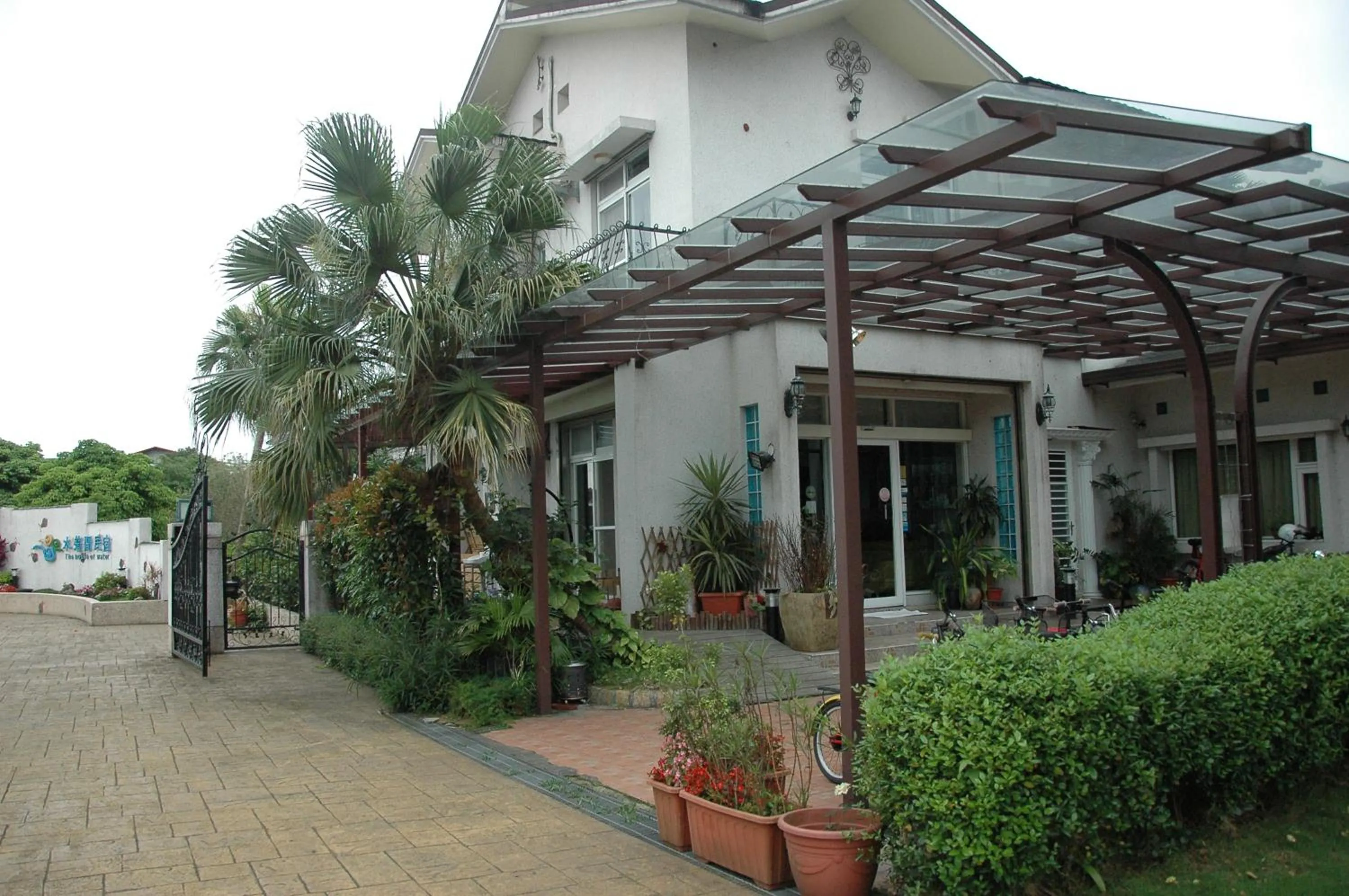 Facade/entrance in The House of Water