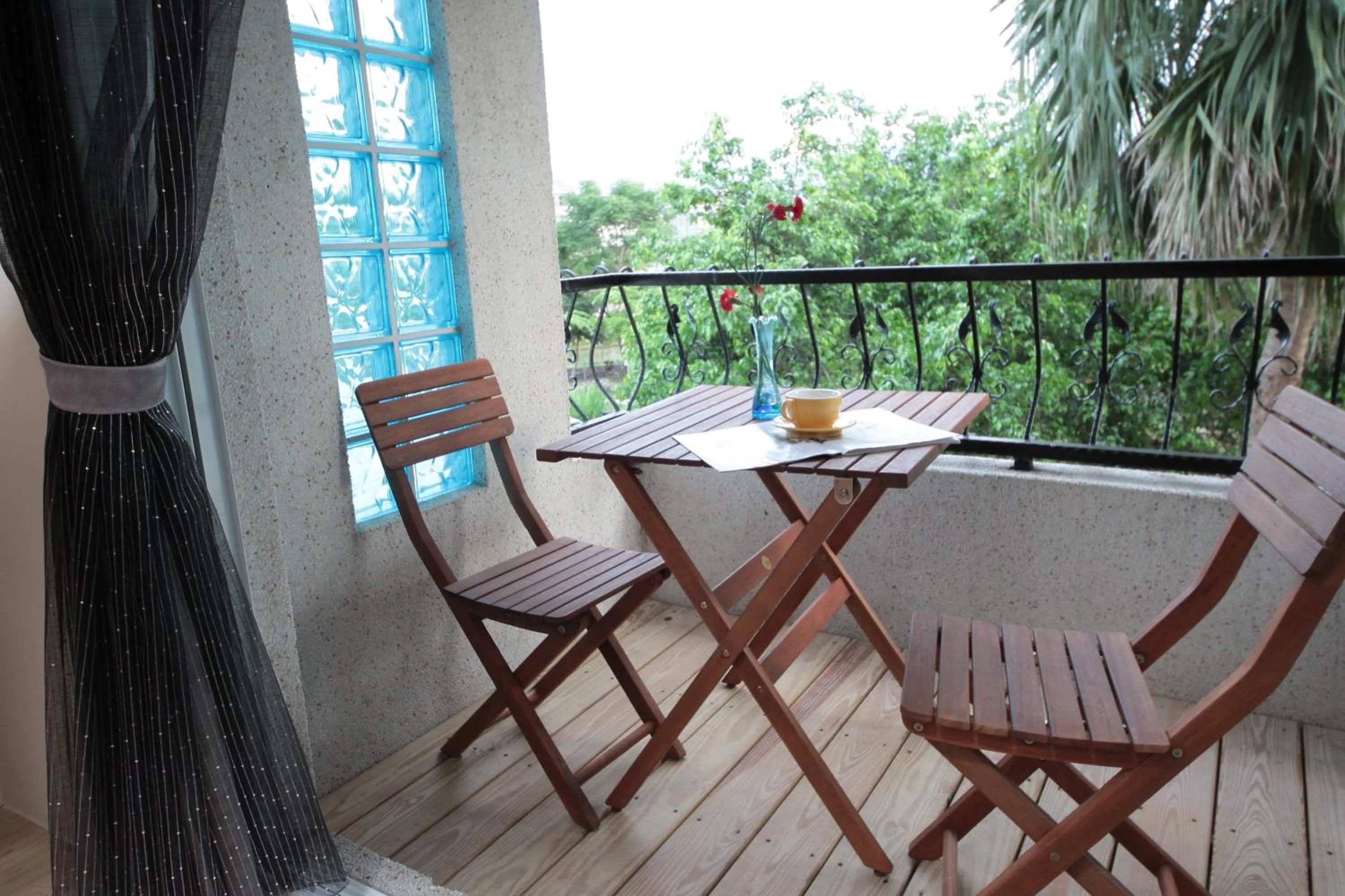 Balcony/Terrace in The House of Water