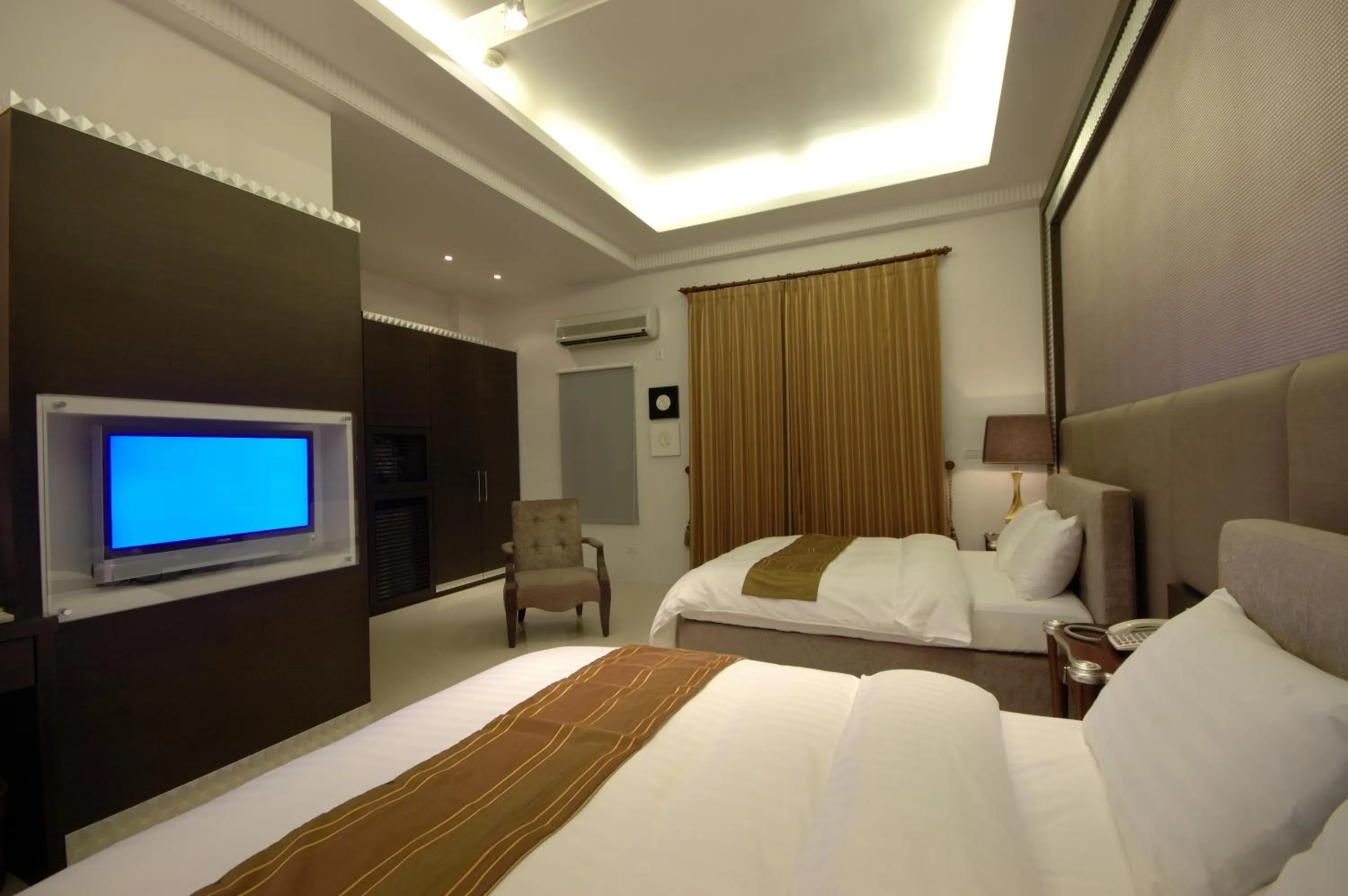 Bed in The House of Water