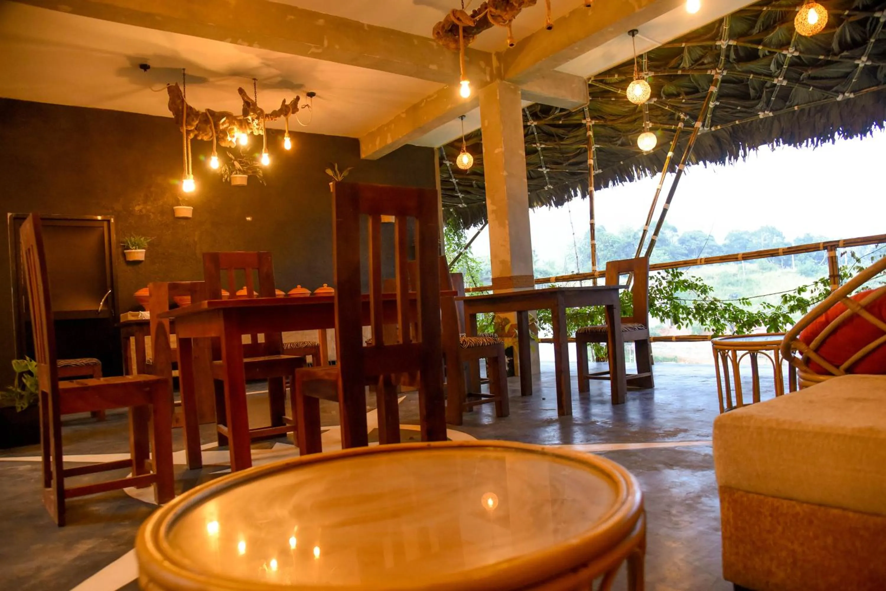 Restaurant/places to eat in Ella Dream Mount