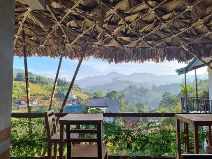 Restaurant/places to eat in Ella Dream Mount