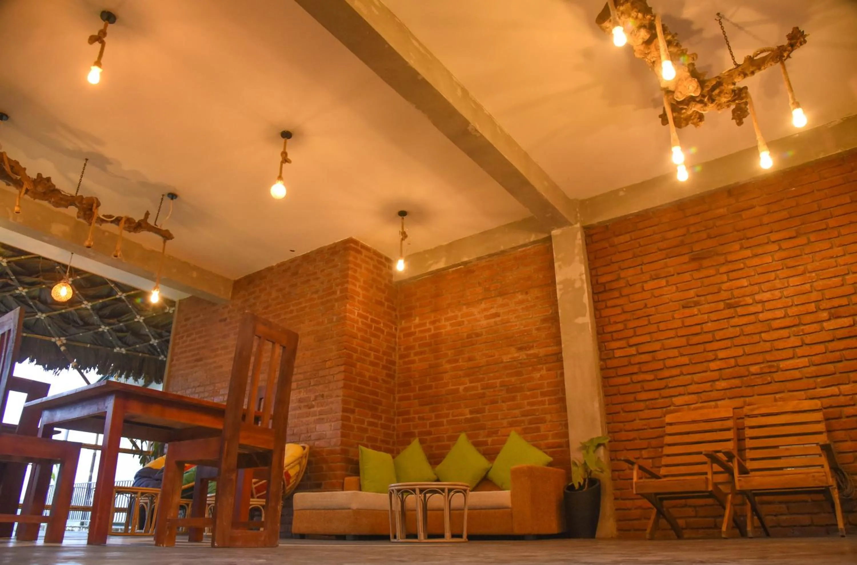 Restaurant/places to eat in Ella Dream Mount